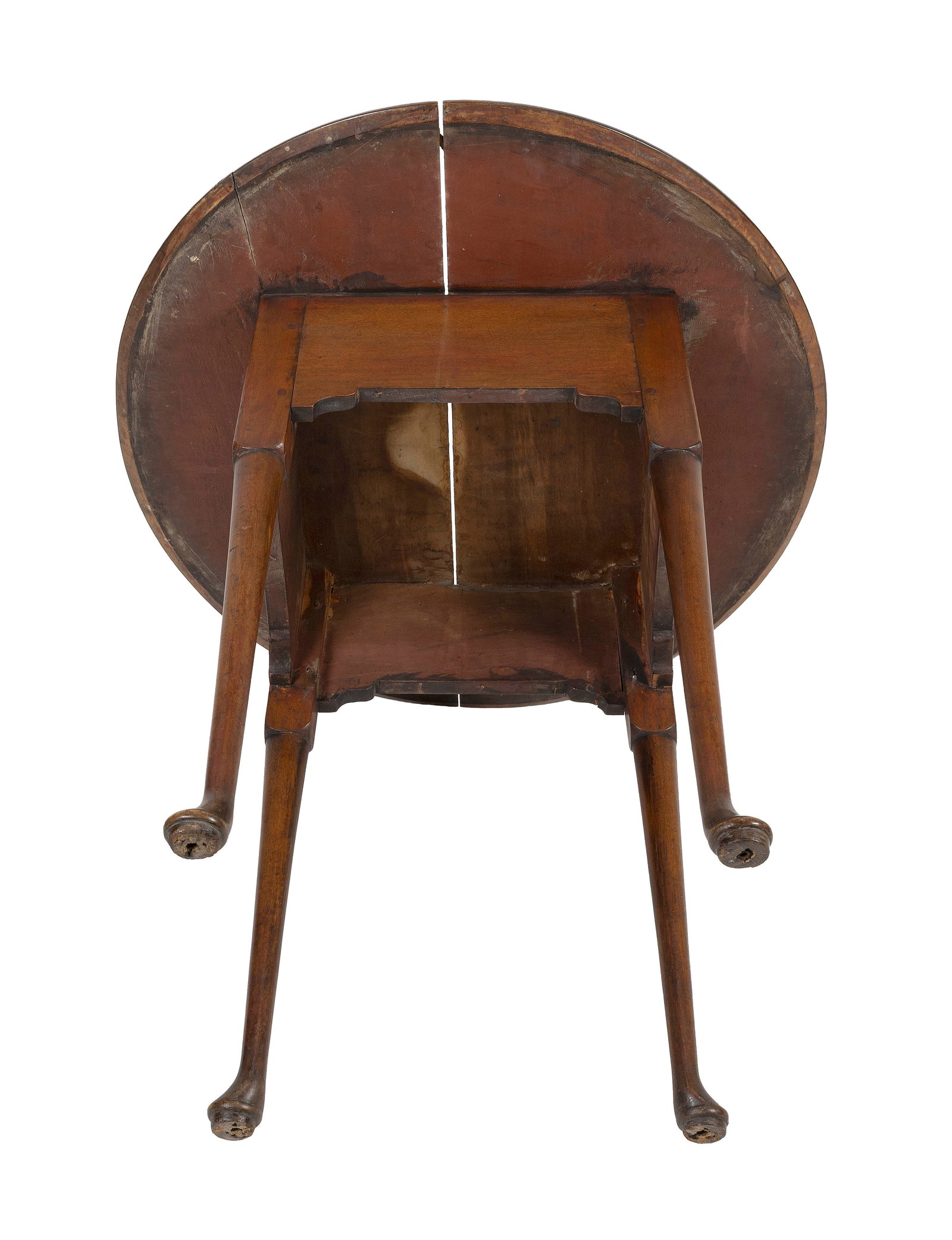OUTSTANDING COUNTRY QUEEN ANNE MAPLE TEA TABLE Probably Rhode Island, Circa 1750 Height 24.75". Top - 3