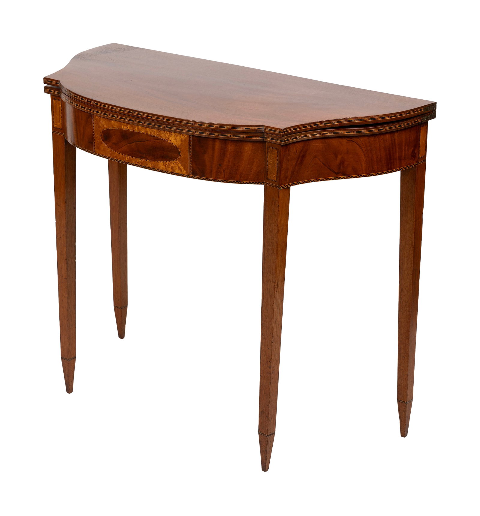 HEPPLEWHITE MAHOGANY AND MAHOGANY VENEER CARD TABLE Massachusetts, Circa 1800 Height 29.75". Width - 2