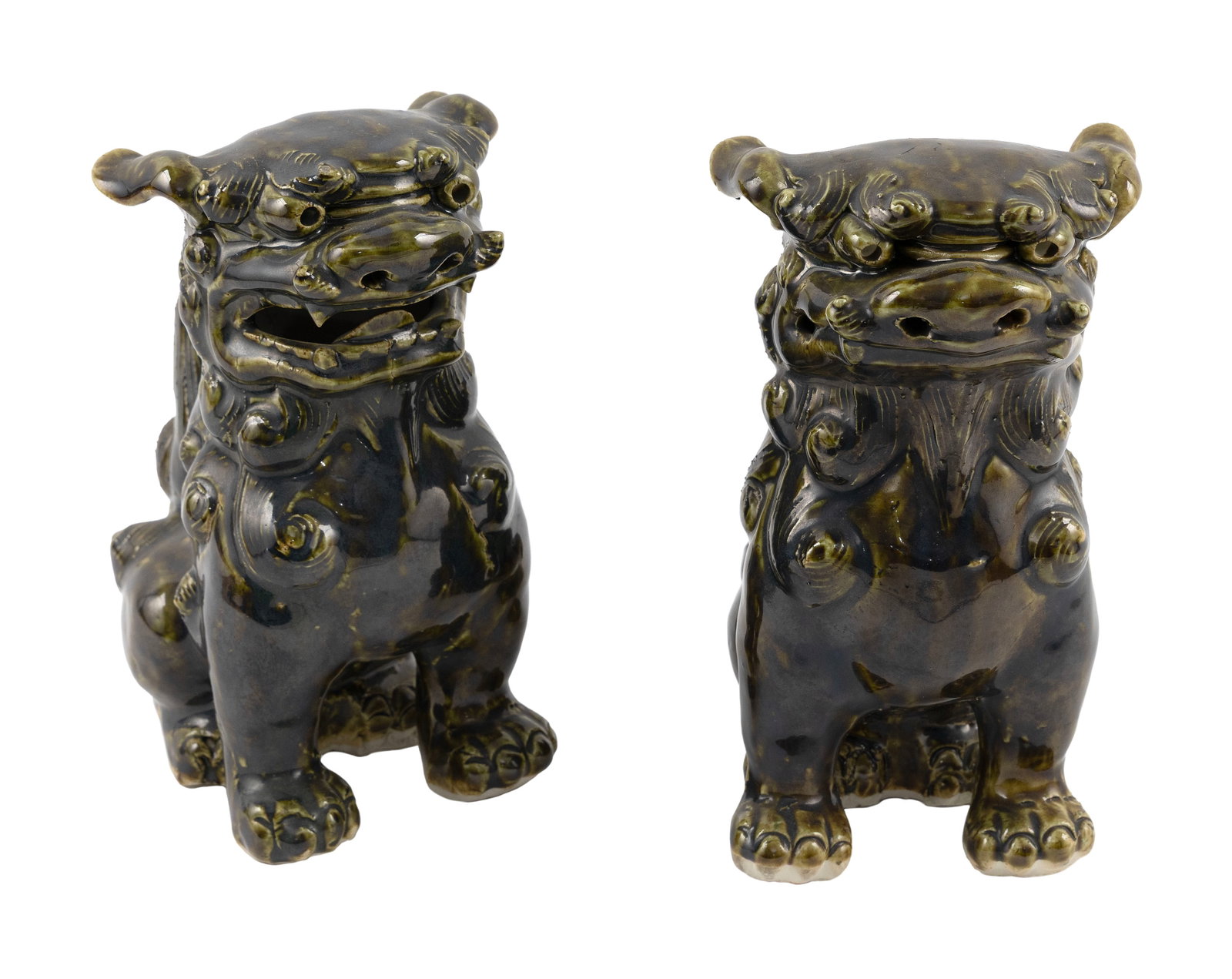 PAIR OF CHINESE PORCELAIN FOO DOGS Early 20th Century Heights 8". (1 of 3)