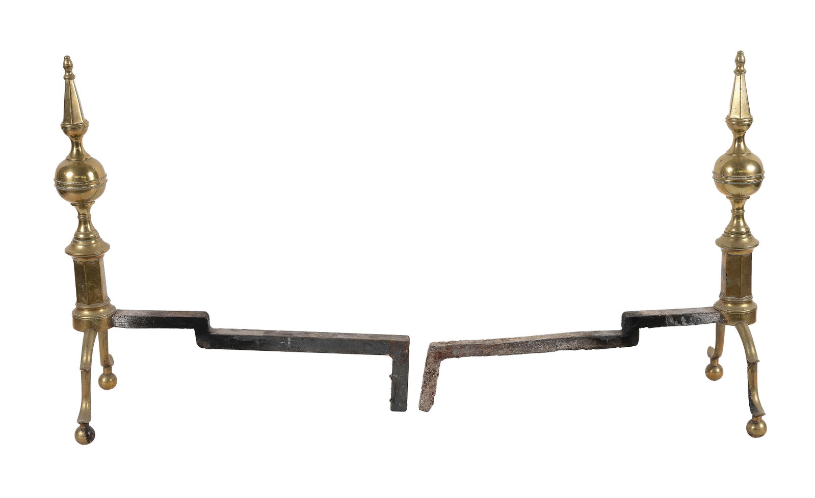 PAIR OF BRASS STEEPLE-TOP ANDIRONS America, Circa 1800 Heights 19.25". Depths 17.75". - 2
