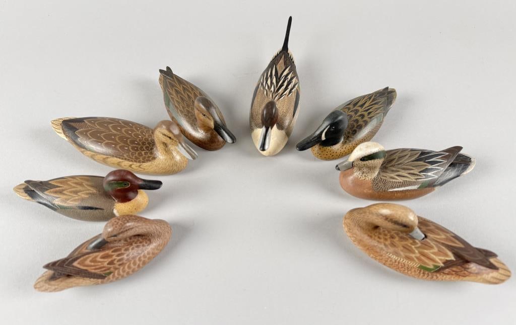 EIGHT WILLIAM JOHNSON MINIATURE BIRD CARVINGS Virginia, Contemporary Lengths from 4.75" to 7".: EIGHT WILLIAM JOHNSON MINIATURE BIRD CARVINGS Virginia, Contemporary A pair of wigeons, a pair of blue-winged teals, a pair of green-winged teals and a pair of pintails. Lengths from 4.75" to 7".