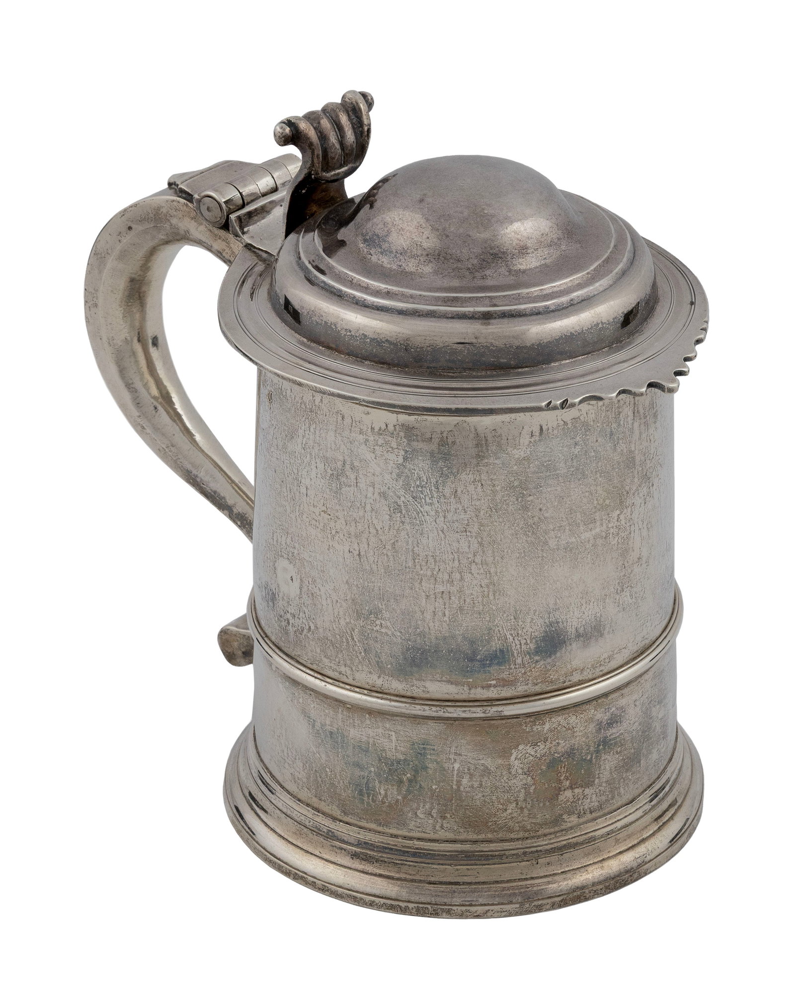 QUEEN ANNE STERLING SILVER TANKARD BY WILLIAM PEARSON London, 18th Century Approx. 27.4 troy oz. (1 of 4)