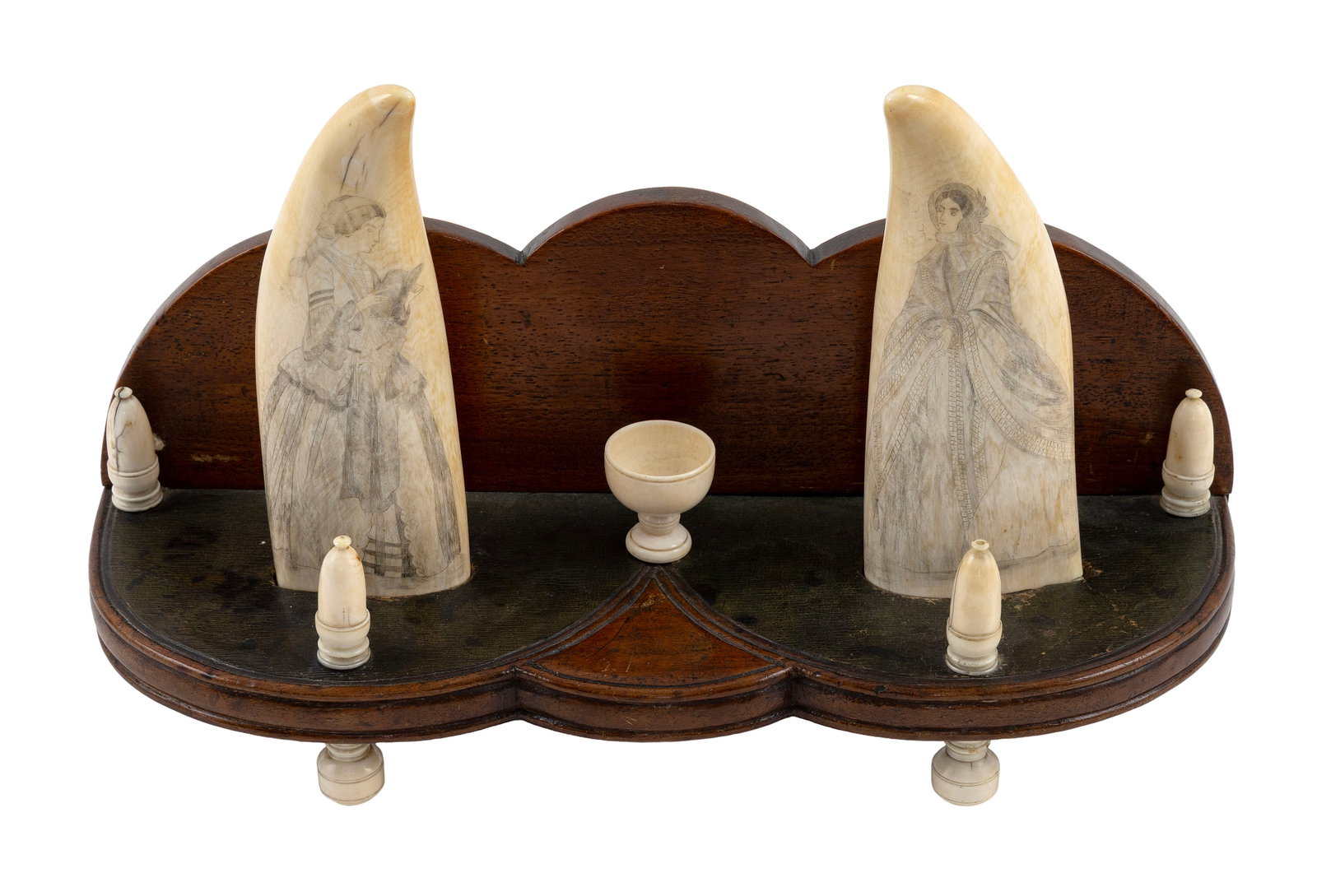 SCRIMSHAW MANTEL ORNAMENT Mid-19th Century Teeth lengths approx. 8". Total height 9.5". Width 15.5". (1 of 2)