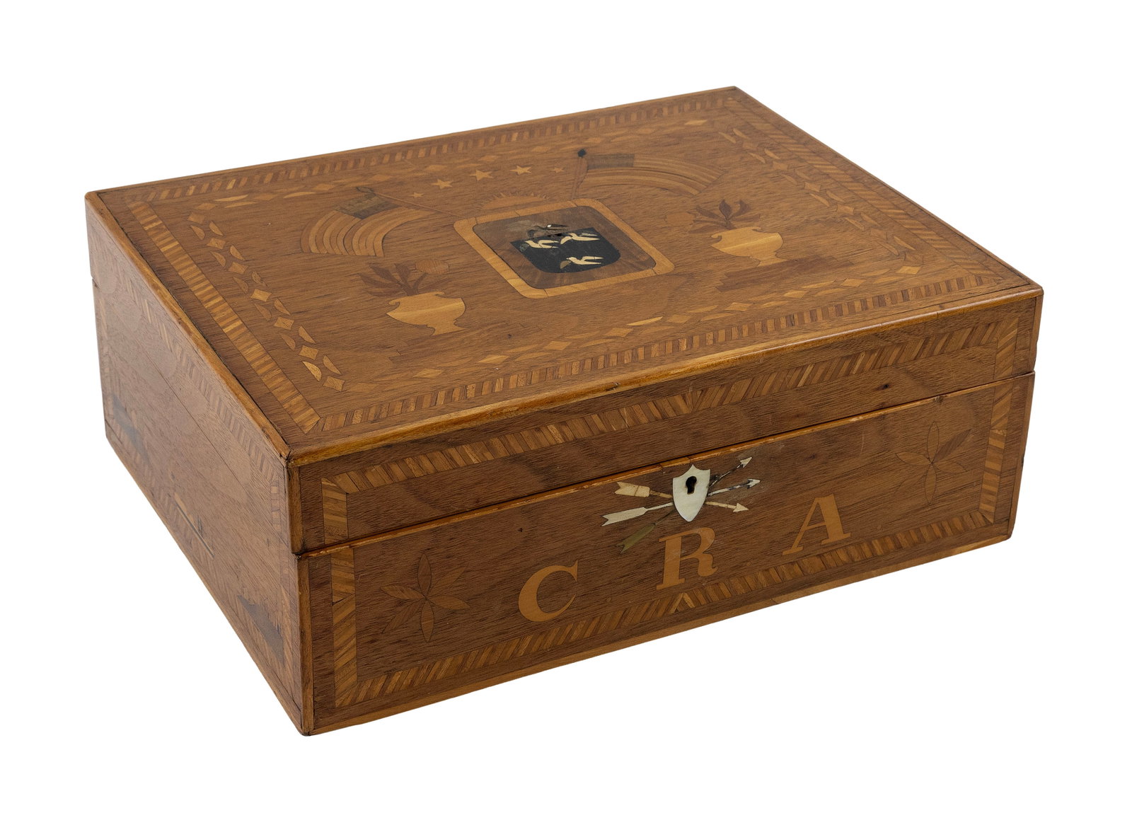 SAILOR-MADE PATRIOTIC INLAID DRESSER BOX Third Quarter of the 19th Century Height 5". Width 13.25". (1 of 1)