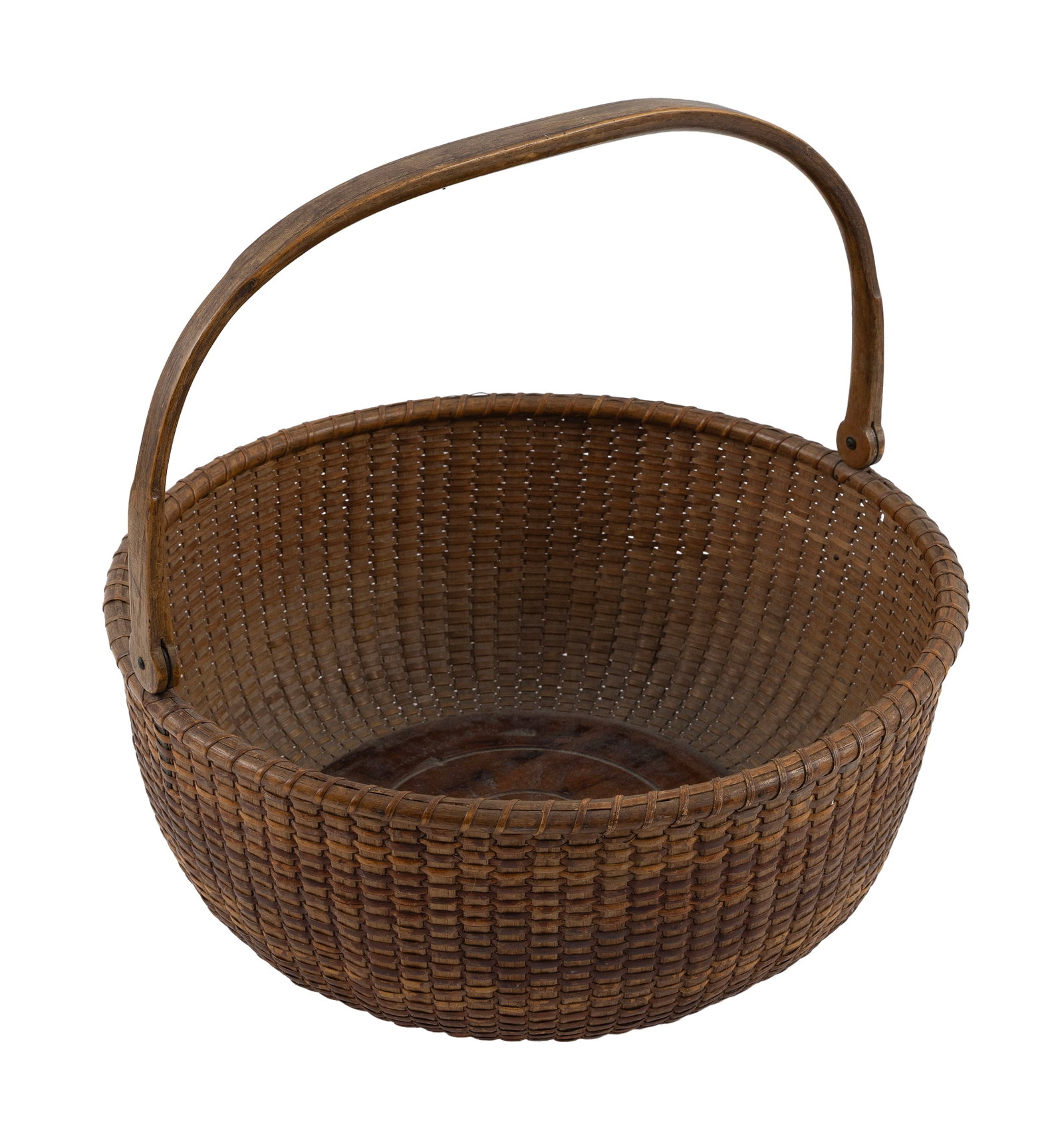 LARGE NANTUCKET BASKET Late 19th/Early 20th Century Height to rim 5.75". Diameter 13". (1 of 1)