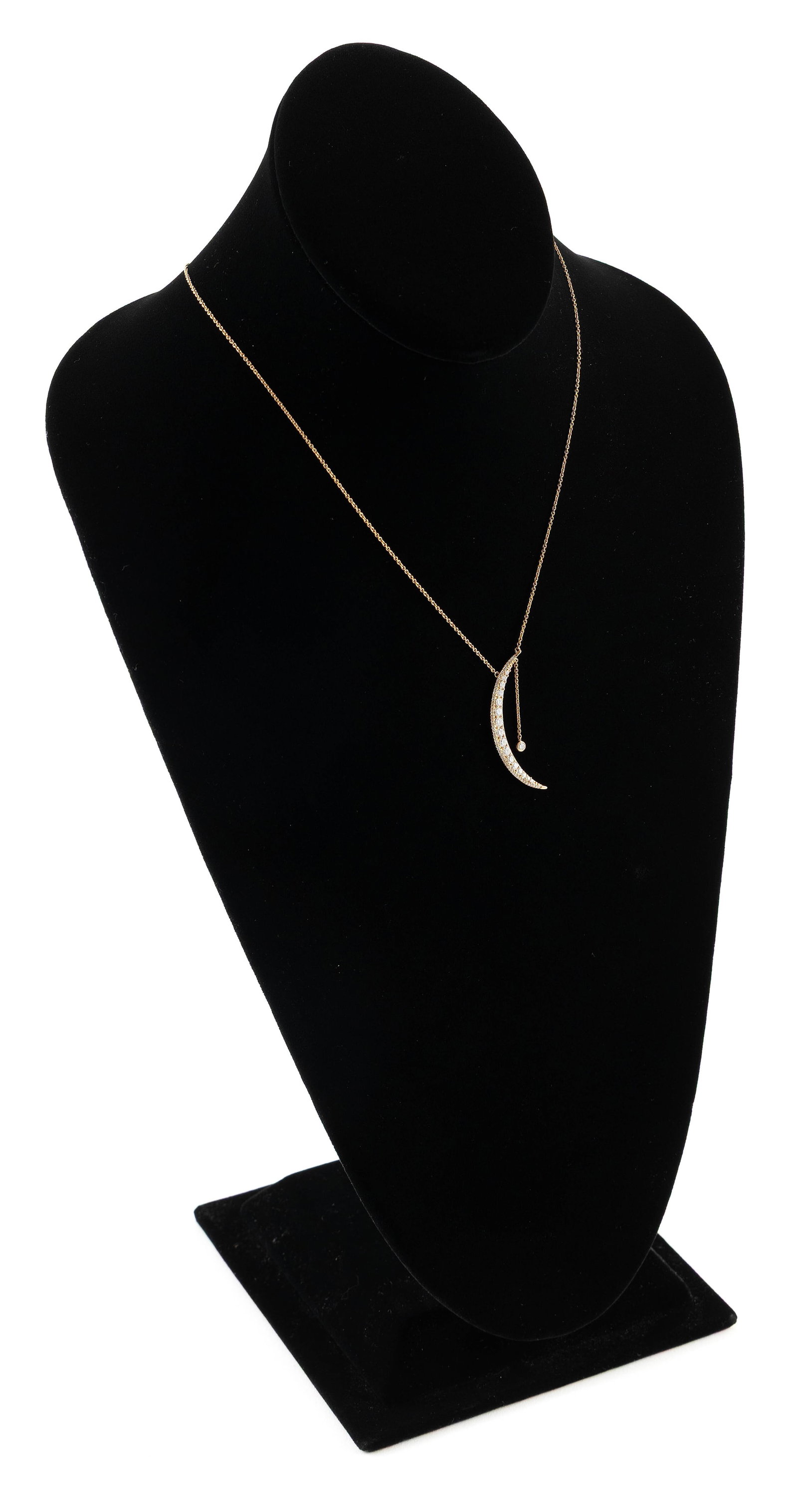 NIGAAM 18KT YELLOW GOLD AND DIAMOND CRESCENT PENDANT ON CHAIN Approx. 3.0 total dwt.