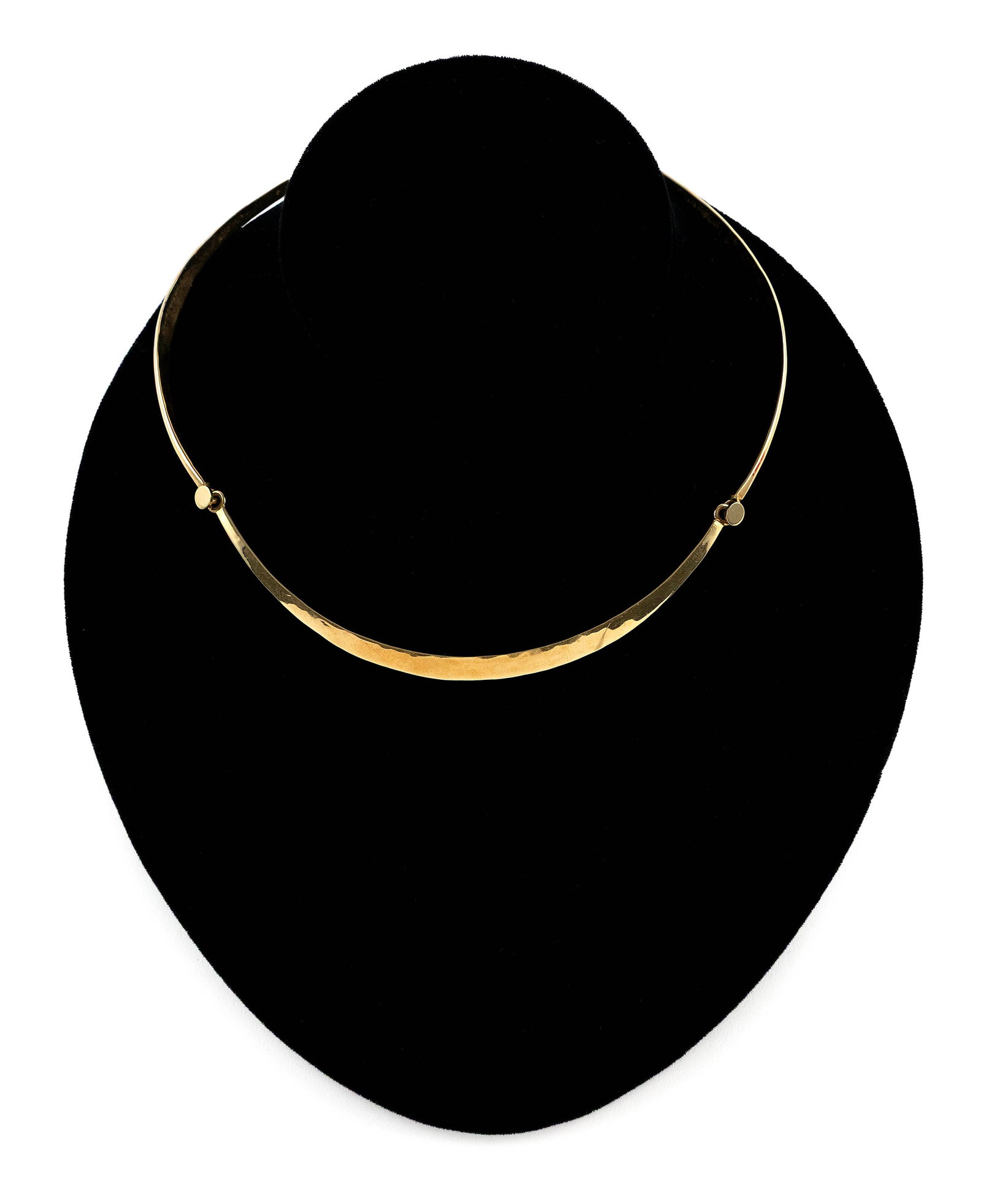 18KT YELLOW GOLD THREE-PIECE FLEXIBLE CHOKER Approx. 29.1 total dwt.