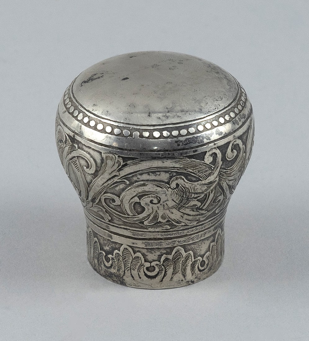 TIFFANY AND CO. STERLING SILVER CANE TOP Circa 1900 Approx. 2.53 troy oz. (1 of 3)