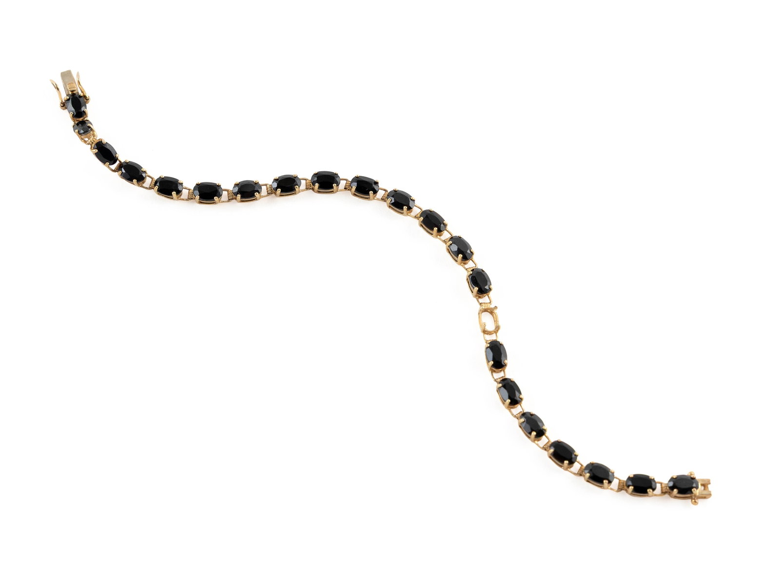 10KT YELLOW GOLD AND GARNET BRACELET Approx. 3.8 total dwt. (1 of 1)