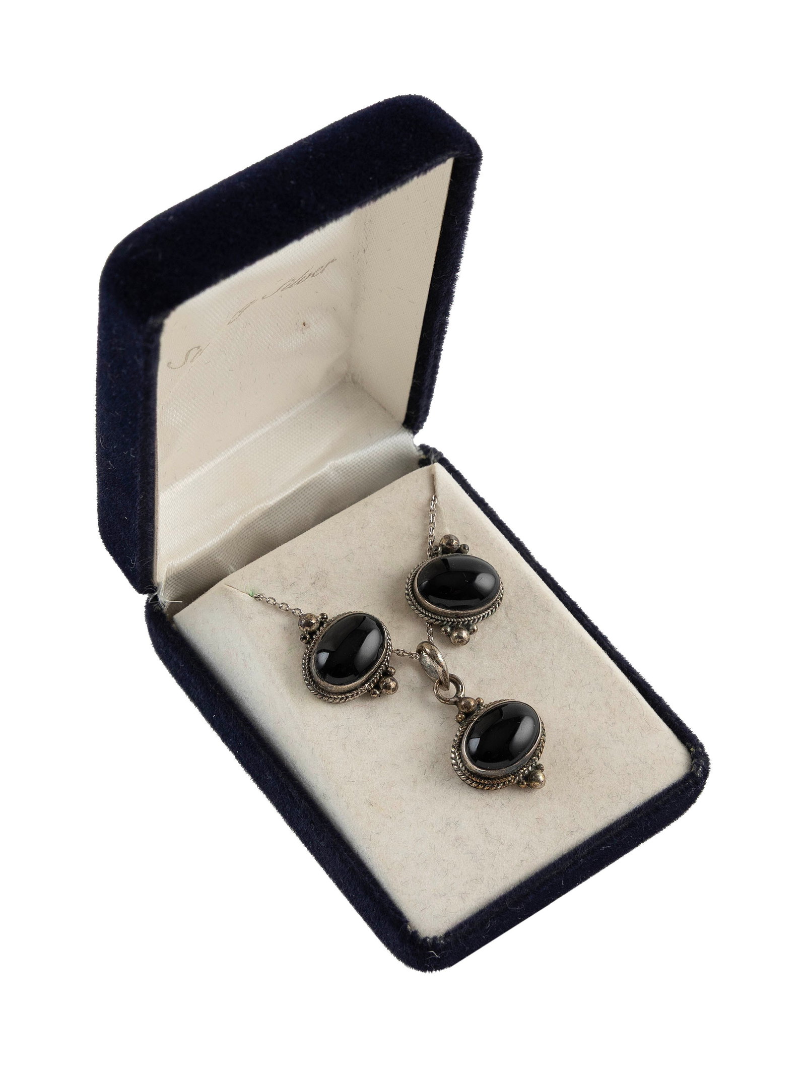 STERLING SILVER PENDANT AND MATCHING PAIR OF EARRINGS: STERLING SILVER PENDANT AND MATCHING PAIR OF EARRINGS 1) Pendant with an oval cabochon black onyx. Approx. 17.0 x 24.0. Chain length 16". 2-3) Pair of earrings each with an oval cabochon black onyx. A