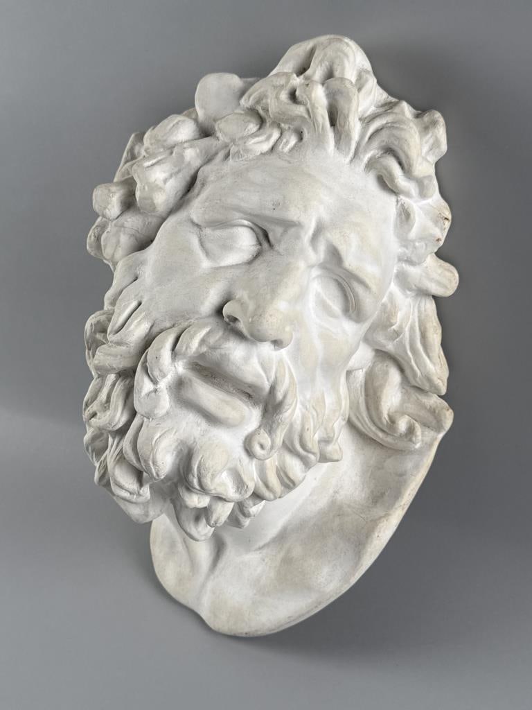 CAPRONI COLLECTION PLASTER MASK OF LAOCO?N Contemporary Height 11". Length 16".: CAPRONI COLLECTION PLASTER MASK OF LAOCO?N Contemporary Stamped on interior. Height 11". Length 16".