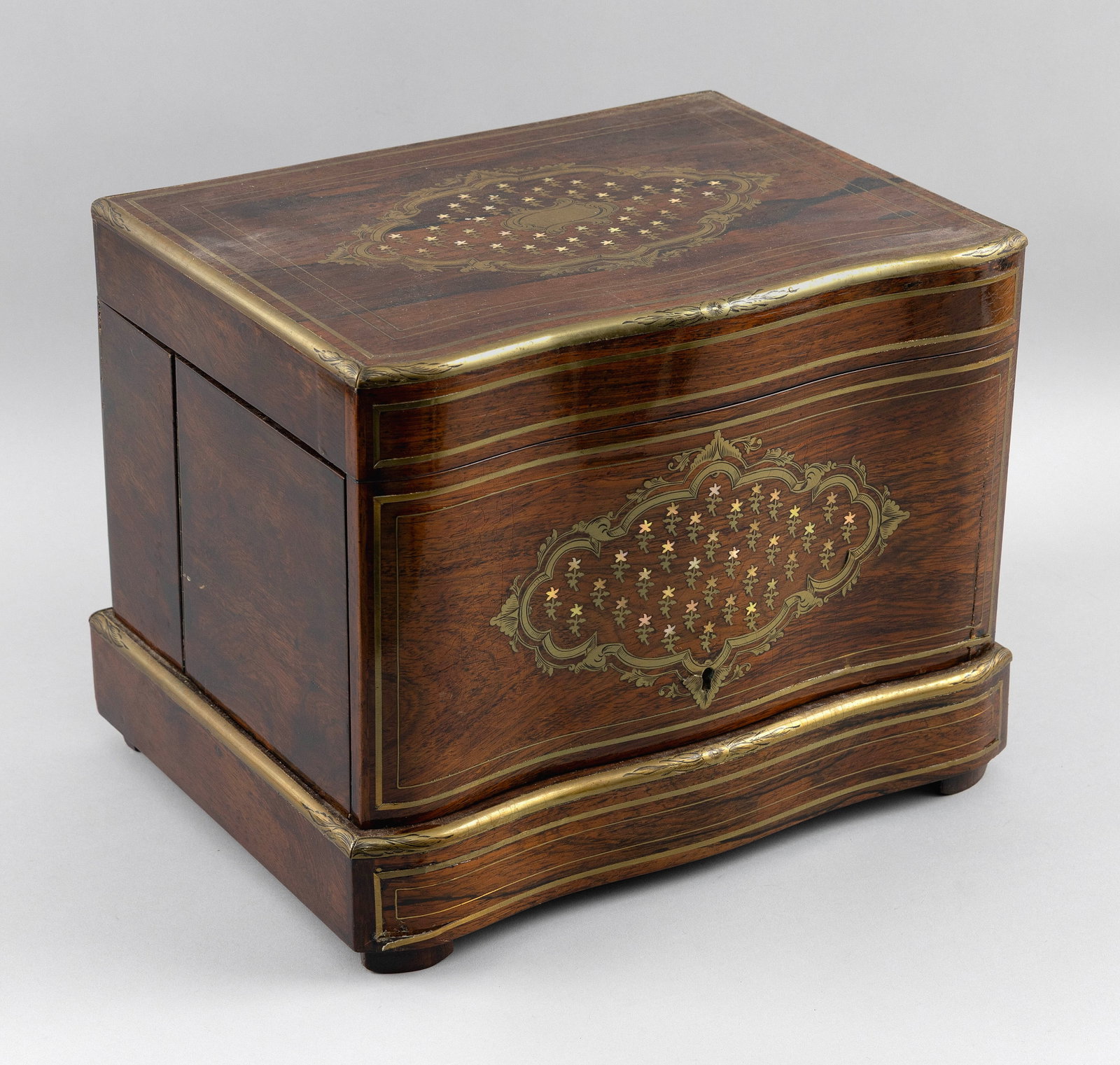 FRENCH NAPOLEON III MAHOGANY LIQUOR BOX 19th Century Height 10". Width 12". Depth 9". (1 of 5)