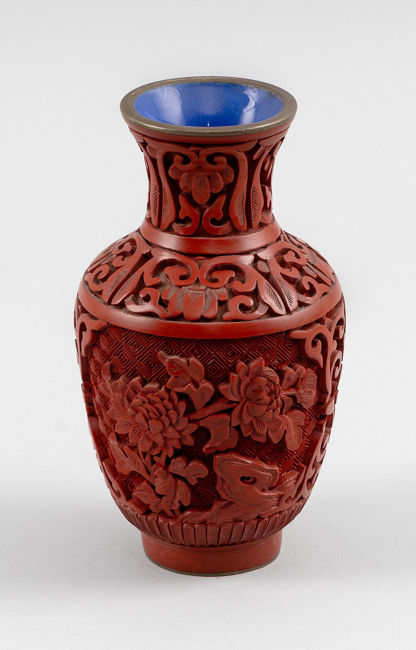 CHINESE CARVED CINNABAR BALUSTER VASE 19th Century Height 5". (1 of 5)