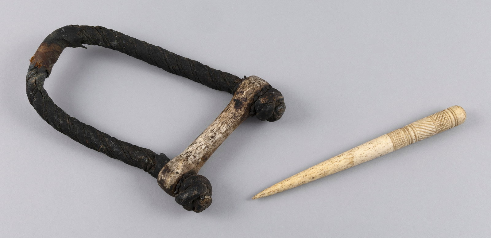 TWO SAILOR-MADE ITEMS 19th Century Lengths 8.5" and 9". (1 of 2)