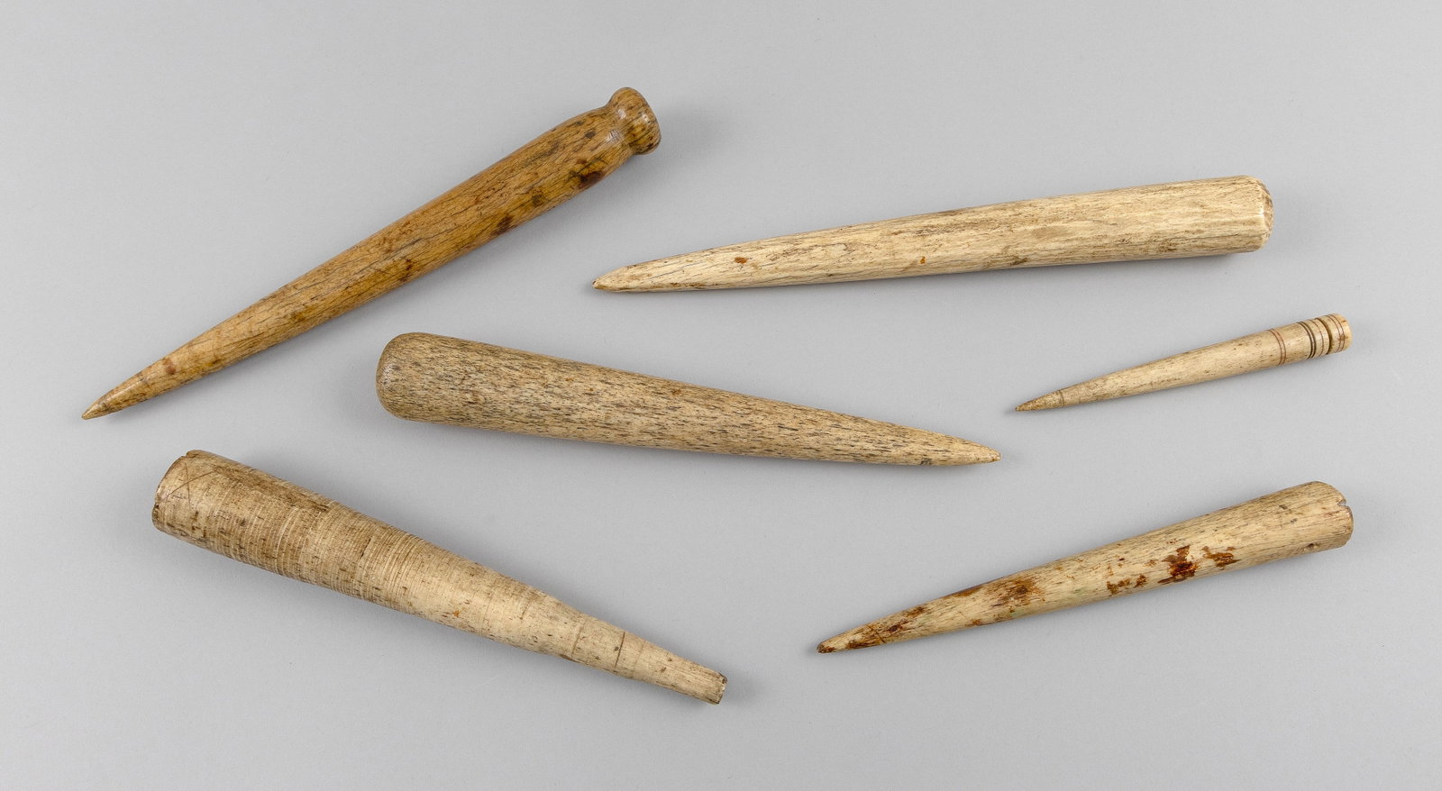 SIX WHALEBONE FIDS 19th Century Lengths from 6" to 12". (1 of 1)