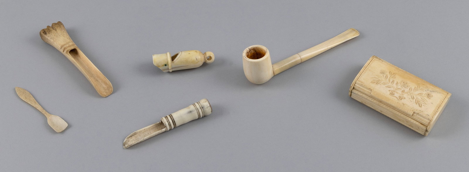 GROUP OF CARVED BONE AND IVORY UTILITARIAN ITEMS 19th Century (1 of 2)
