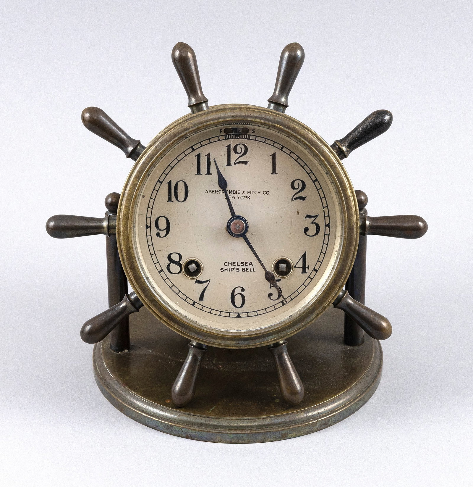 CHELSEA "VANDERBUILT" SHIP'S WHEEL DESK CLOCK Massachusetts, Circa 1940 Dial diameter 3.5". Total (1 of 3)