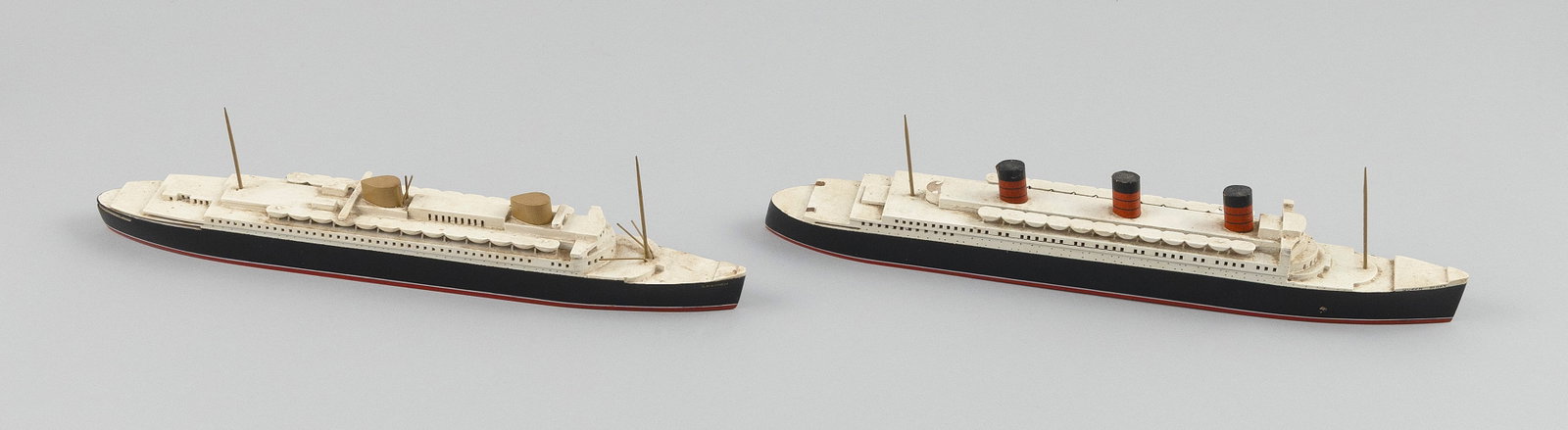 TWO CHARLES VAN RYPER STEAMSHIP MODELS Martha's Vineyard, 20th Century Lengths 11". (1 of 4)