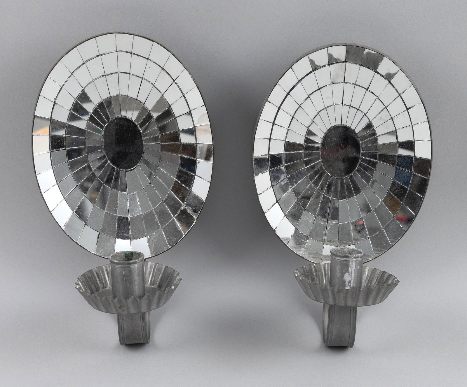 PAIR OF REPRODUCTION MIRROR-BACK CANDLE SCONCES 20th Century Heights 9.5". Widths 5.75".: PAIR OF REPRODUCTION MIRROR-BACK CANDLE SCONCES 20th Century Heights 9.5". Widths 5.75". Provenance: The Estate of Dr. William E. Strole Jr. of Boston, Massachusetts.
