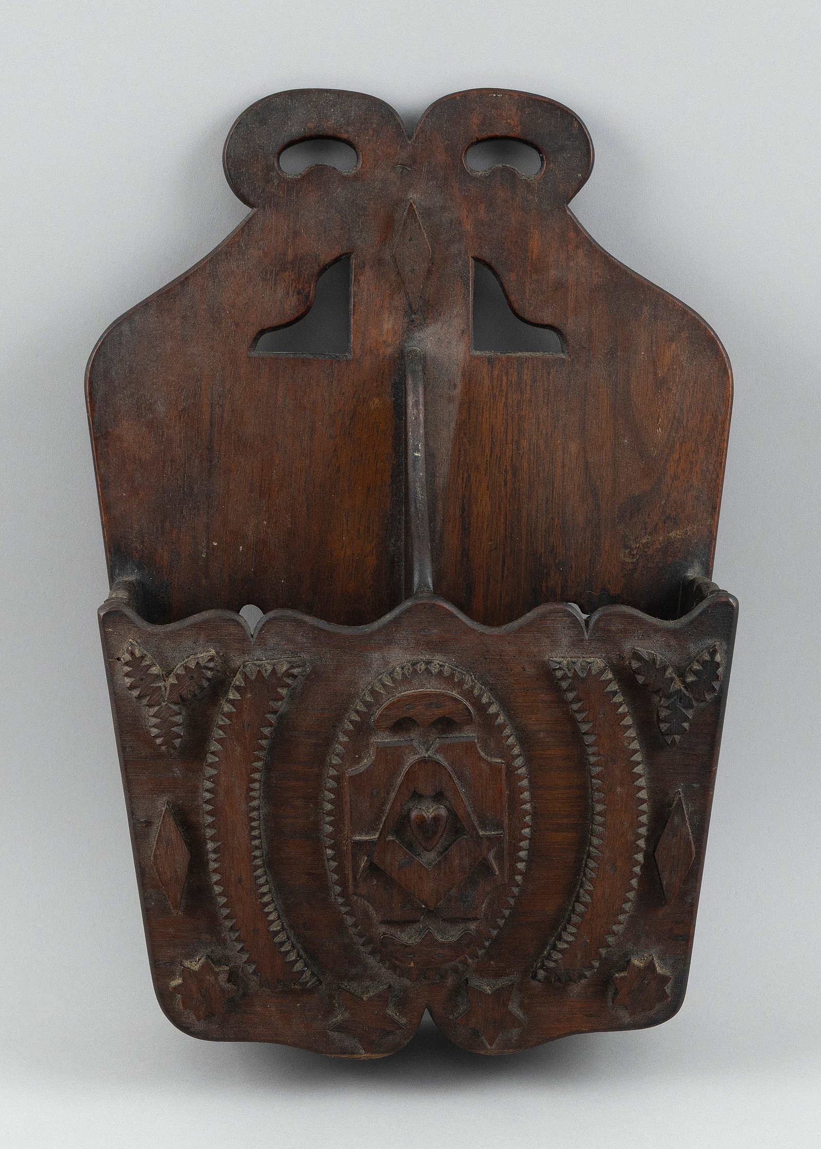 TRAMP ART CARVED WOODEN WALL POCKET Early 20th Century Height 17". Width 11". Depth 4". (1 of 5)