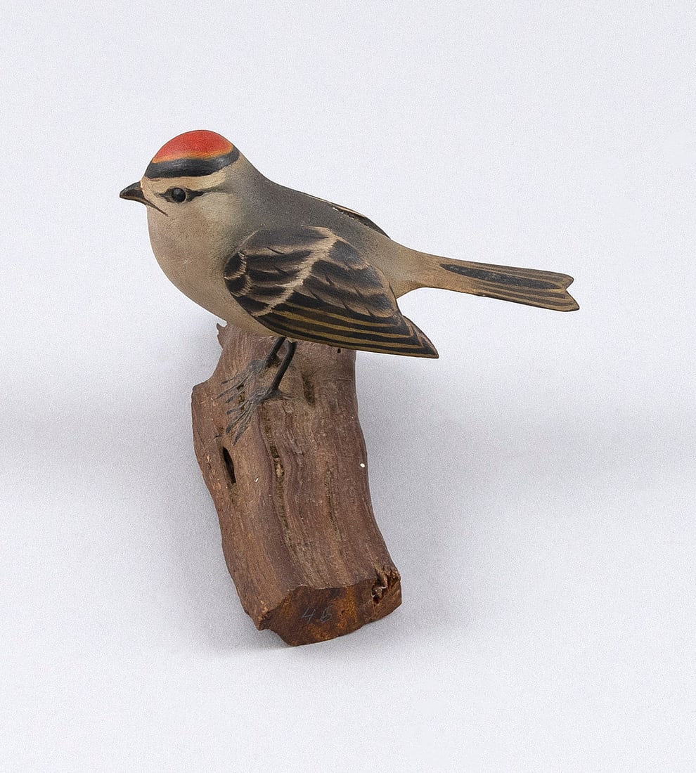 JAMES LAPHAM LIFE-SIZE KINGLET Dennis Port, Massachusetts, 1909-1987 Height 3.5". (1 of 5)