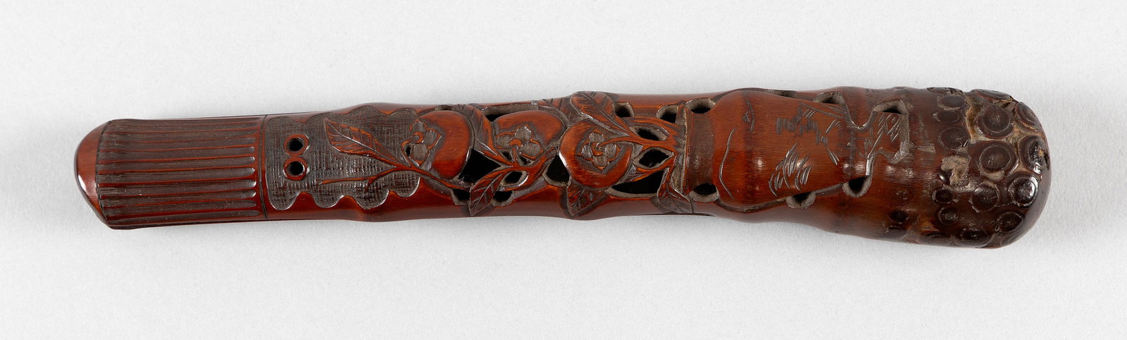 FINE JAPANESE BAMBOO PIPE CASE SIGNED IKKO 19th Century Length 8.125". (1 of 2)