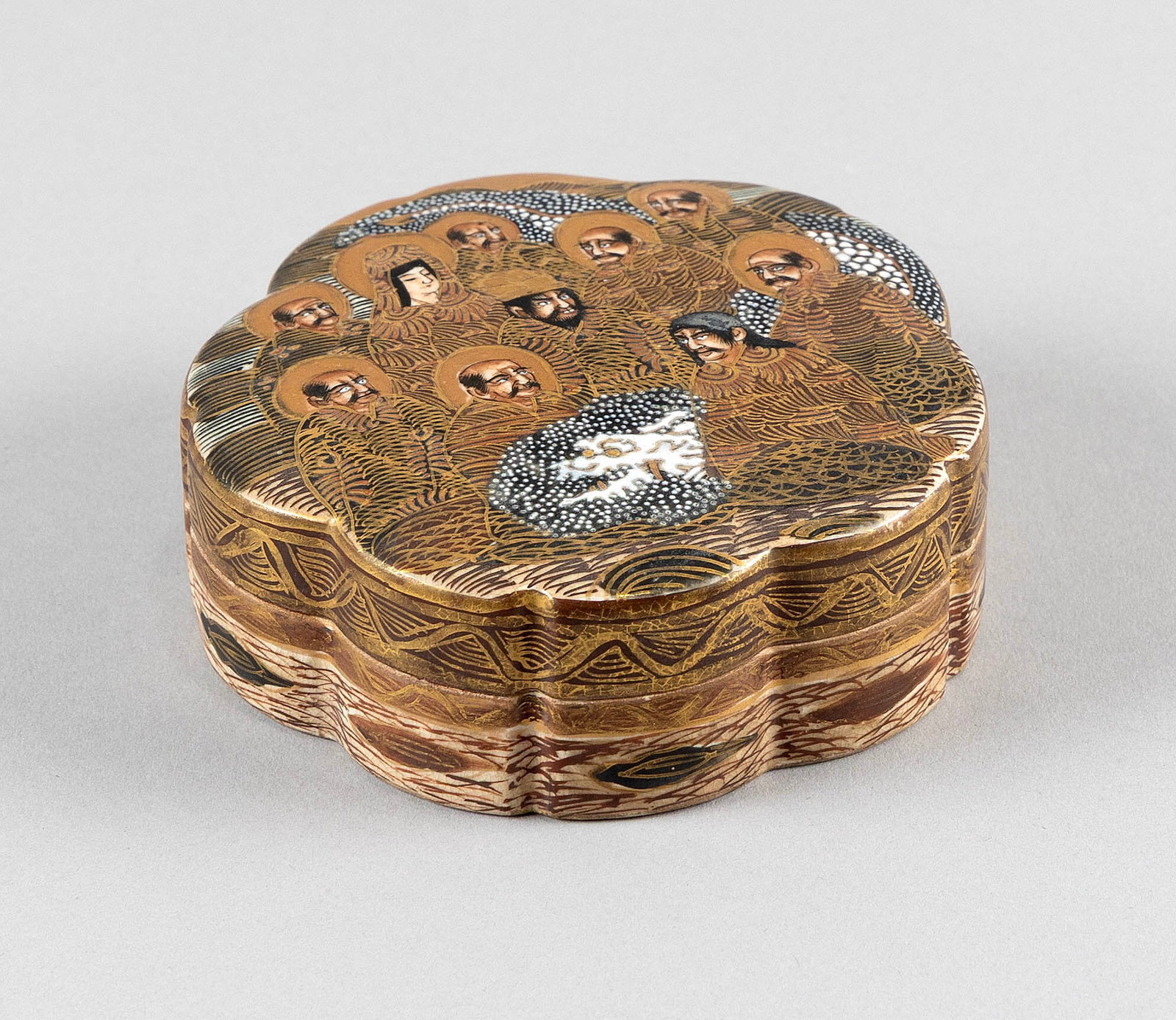 JAPANESE SATSUMA PORCELAIN FLORIFORM COVERED BOX Meiji Period Height 1.5". Length 4". (1 of 4)