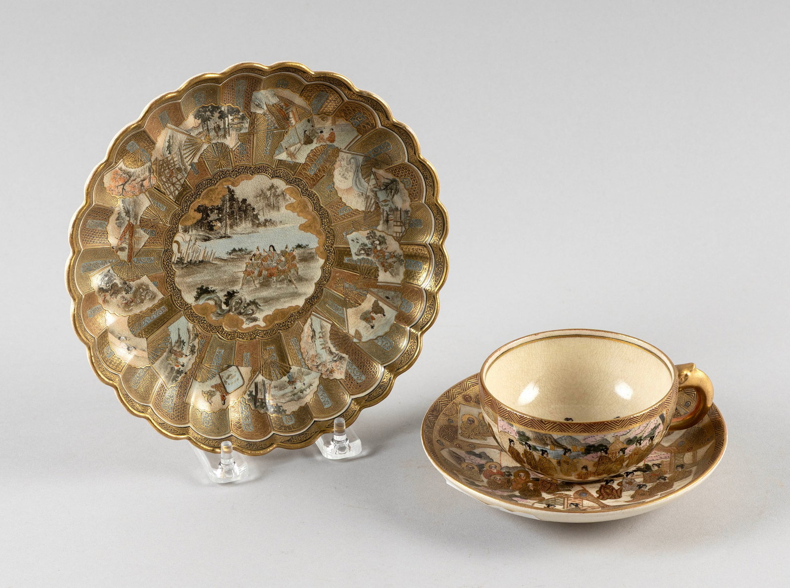 THREE PIECES OF JAPANESE SATSUMA CERAMICS Meiji Period (1 of 3)