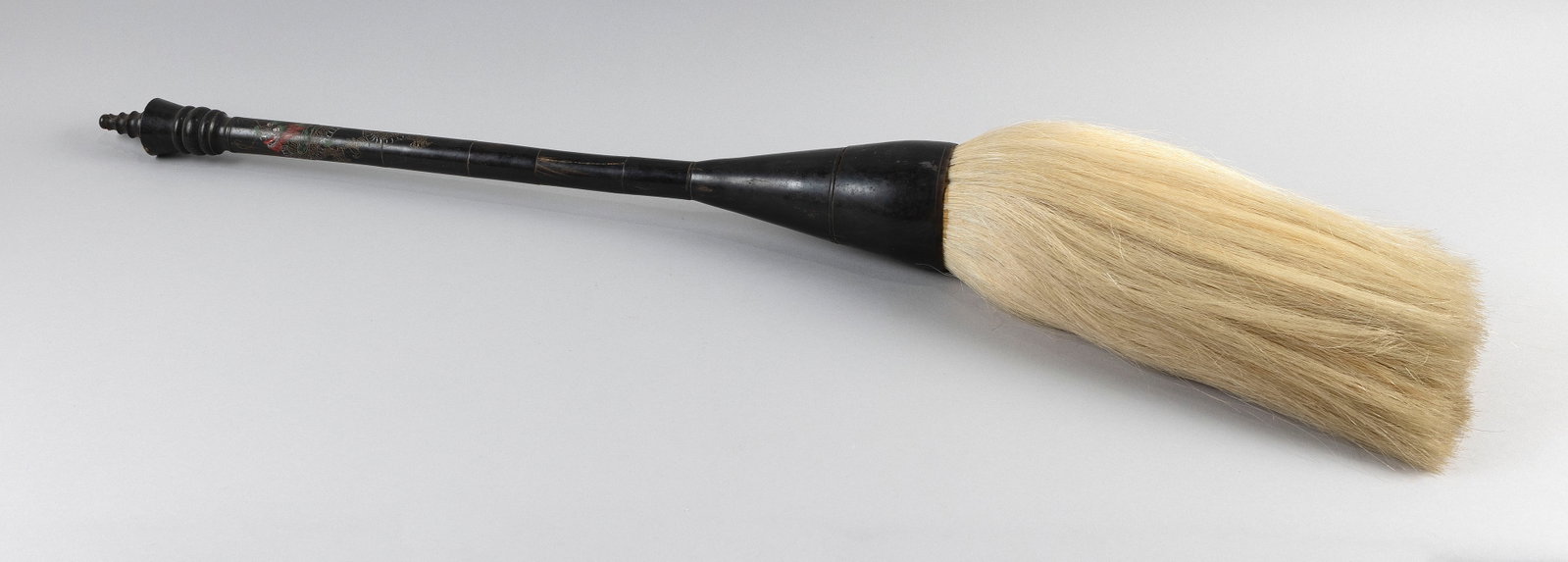 CHINESE HORSE HAIR WHISK 19th Century Length 36". (1 of 2)
