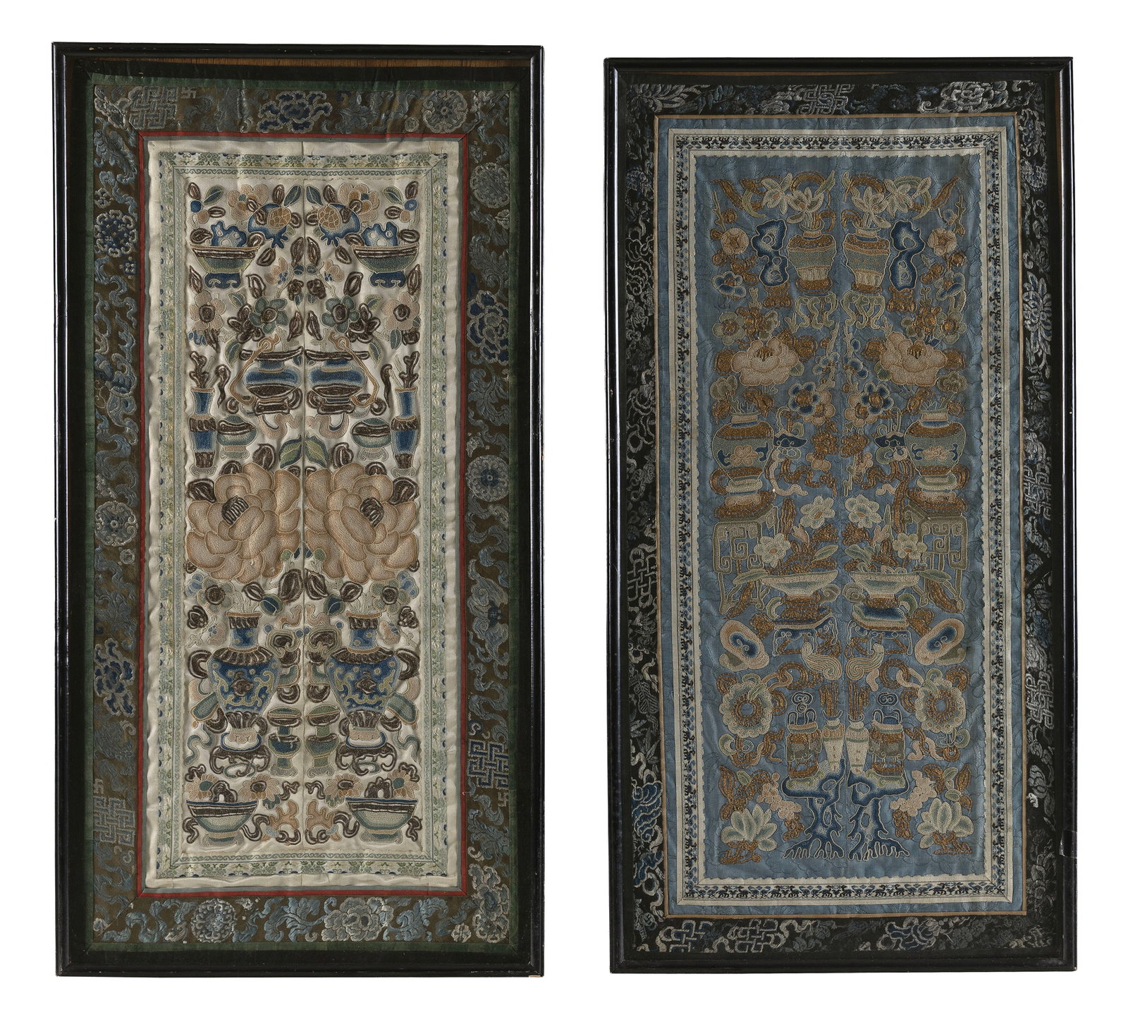 TWO PAIRS OF CHINESE FORBIDDEN STITCH SILK NEEDLEWORK SLEEVE BANDS 19th Century (1 of 7)