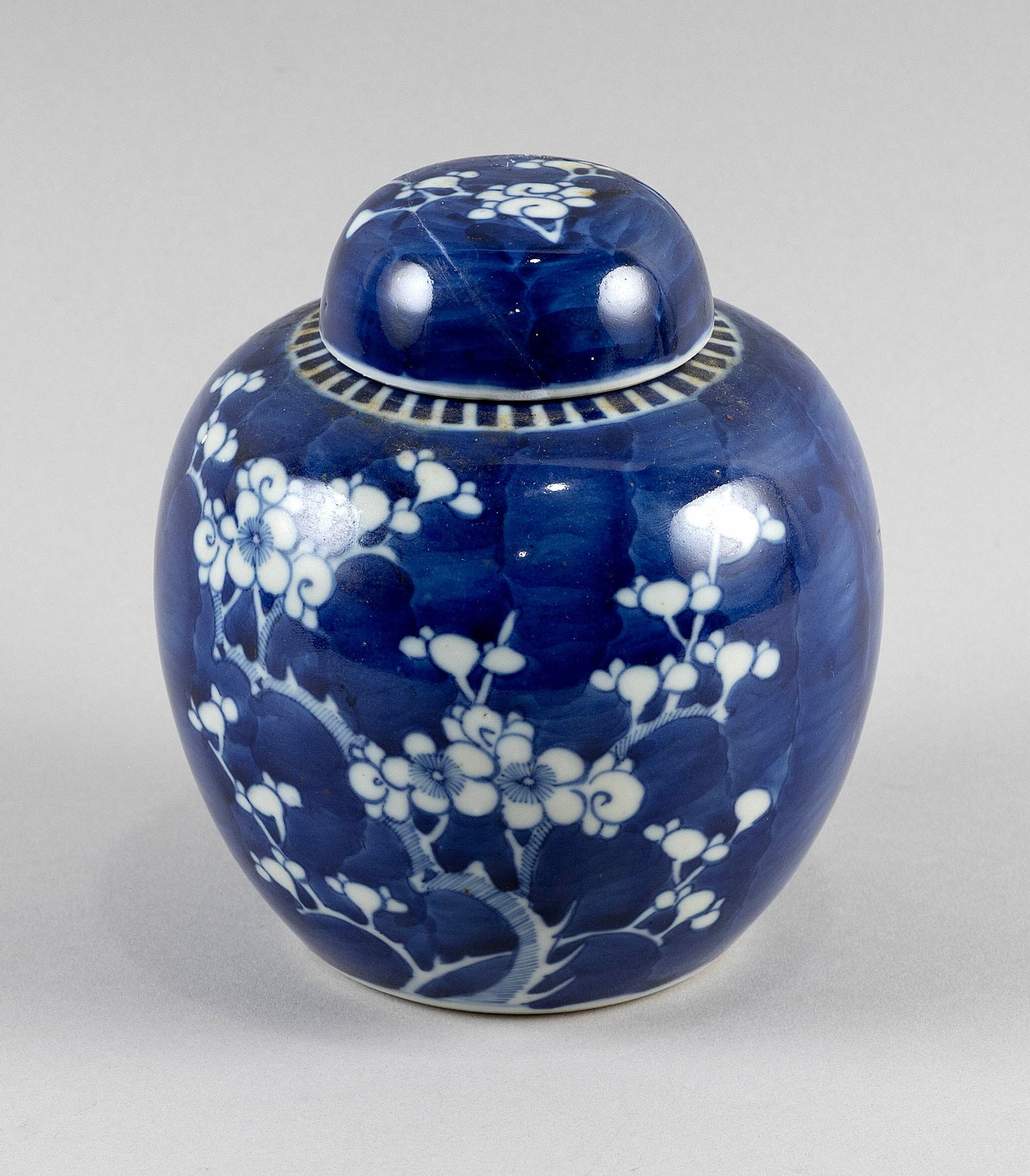 CHINESE BLUE AND WHITE HAWTHORN PATTERN PORCELAIN GINGER JAR Early 20th Century Height 6".: CHINESE BLUE AND WHITE HAWTHORN PATTERN PORCELAIN GINGER JAR Early 20th Century Conforming cover. Base with double foot ring. Height 6".