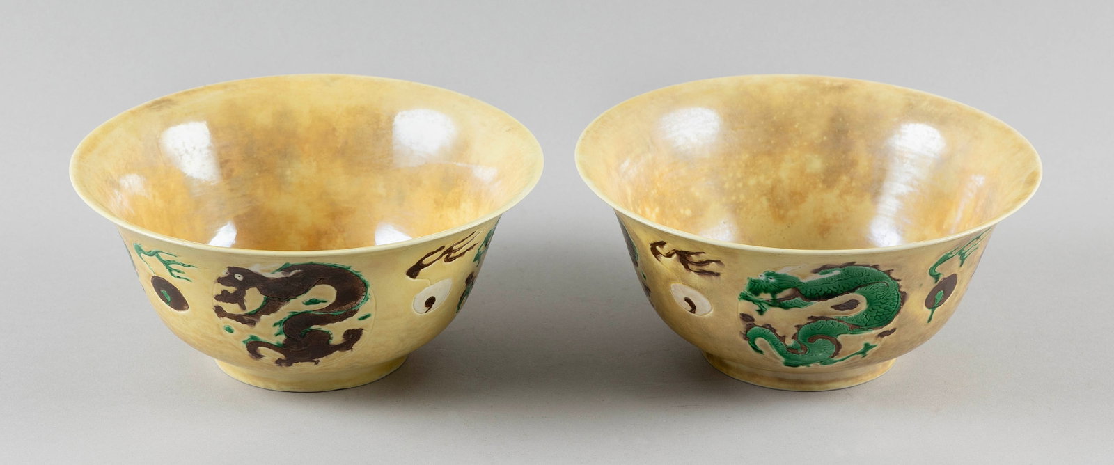PAIR OF CHINESE SANCAI PORCELAIN DRAGON BOWLS Late 19th/Early 20th Century Heights 3.5". Diameters (1 of 4)