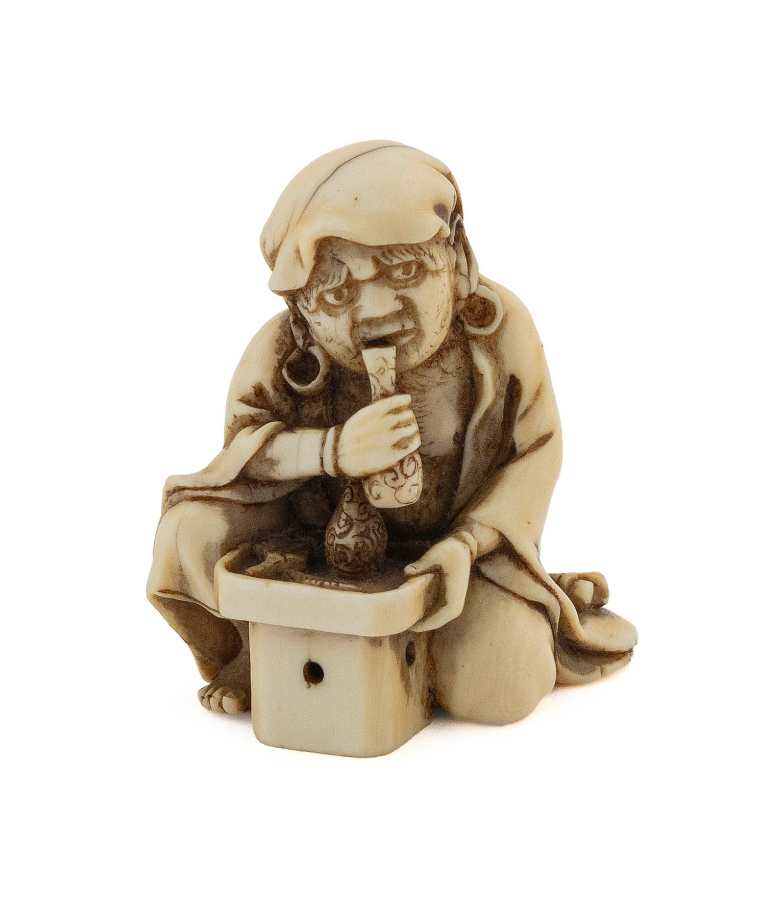 JAPANESE TOKYO SCHOOL CARVED IVORY NETSUKE BY HIROTADA 19th Century Height 1.5". (1 of 5)