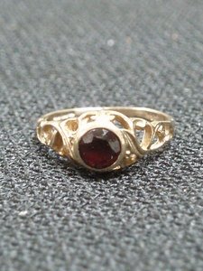 2 Victorian 9ct Rings - Sapphire ' Garnet - 2