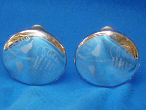 4 19th Century Mercury Glass Tie Backs - 3