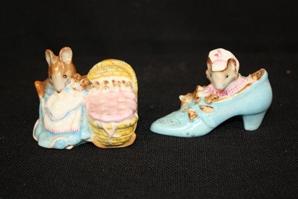2 Beswick Beatrix Potter Hunca Munca Woman in Shoe