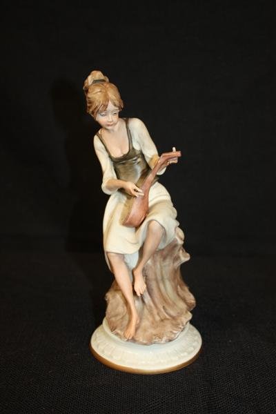 Nico Venzo Capodimonte Woman With Mandolin