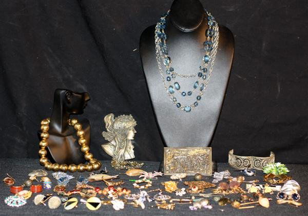 Costume Jewelry #9: Boucher Bakelite Filigree