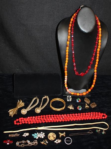 Costume 47: 30s-70s, Bakelite Beads