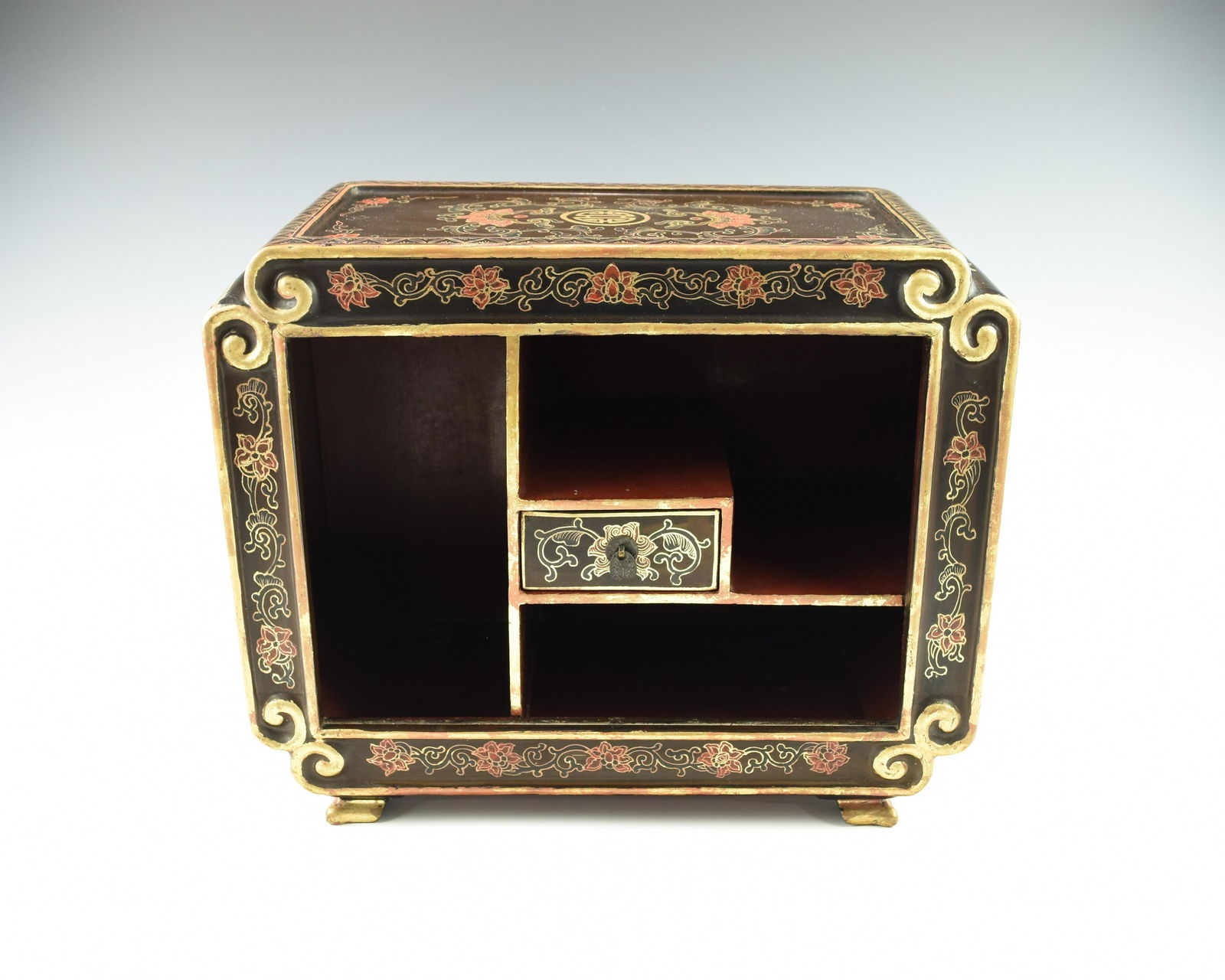 A CHINESE LACQUERED PRECIOUS OBJECT TABLE SHELF (1 of 3)