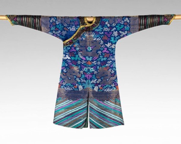A QING DYNASTY EMBROIDERED BLUE BROCADE DRAGON ROBE (1 of 12)