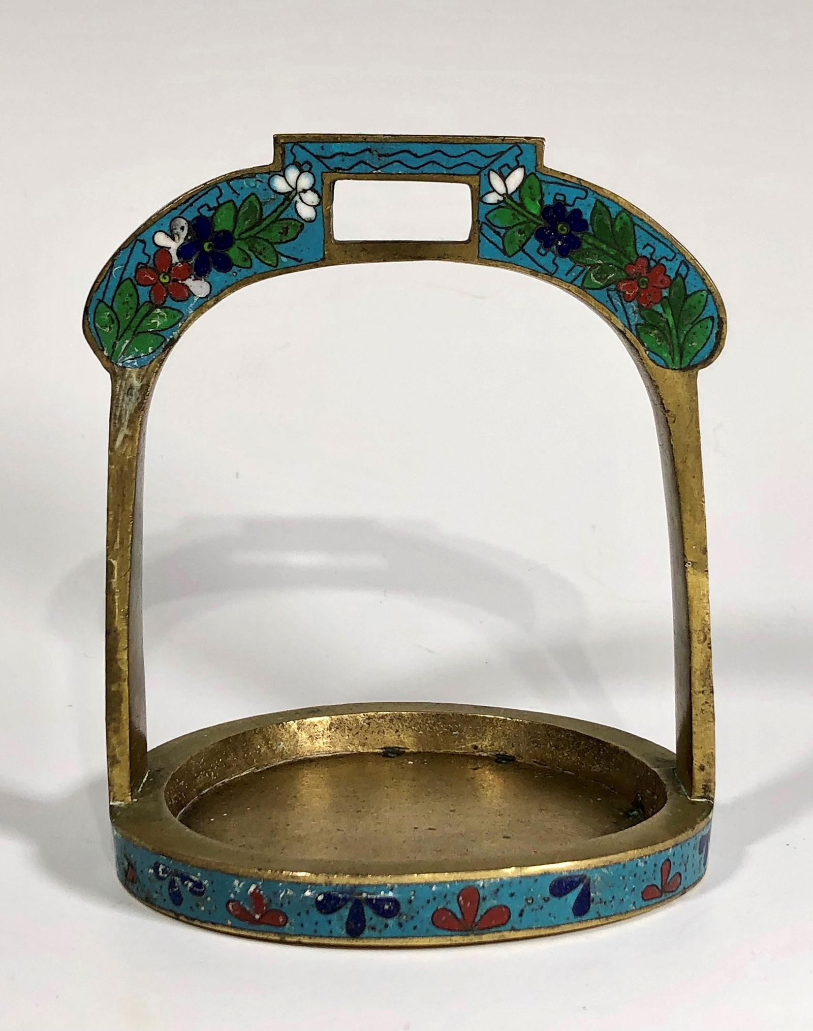 A 19TH CENTURY CHINESE CLOISONNE HORSE STIRRUP (1 of 5)