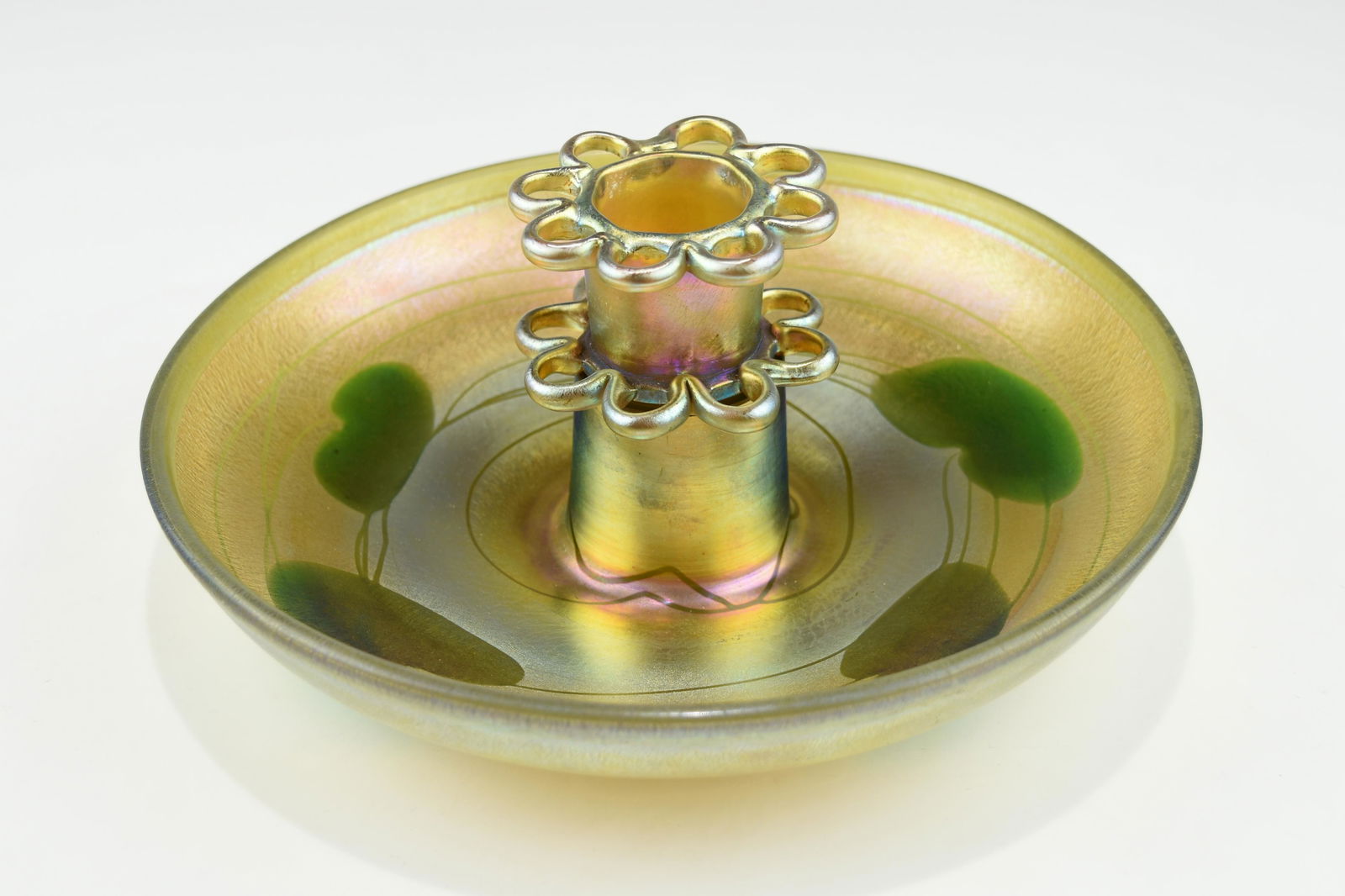 A QING DYNASTY CHINESE BAMBOO BRUSH POT (1 of 6)