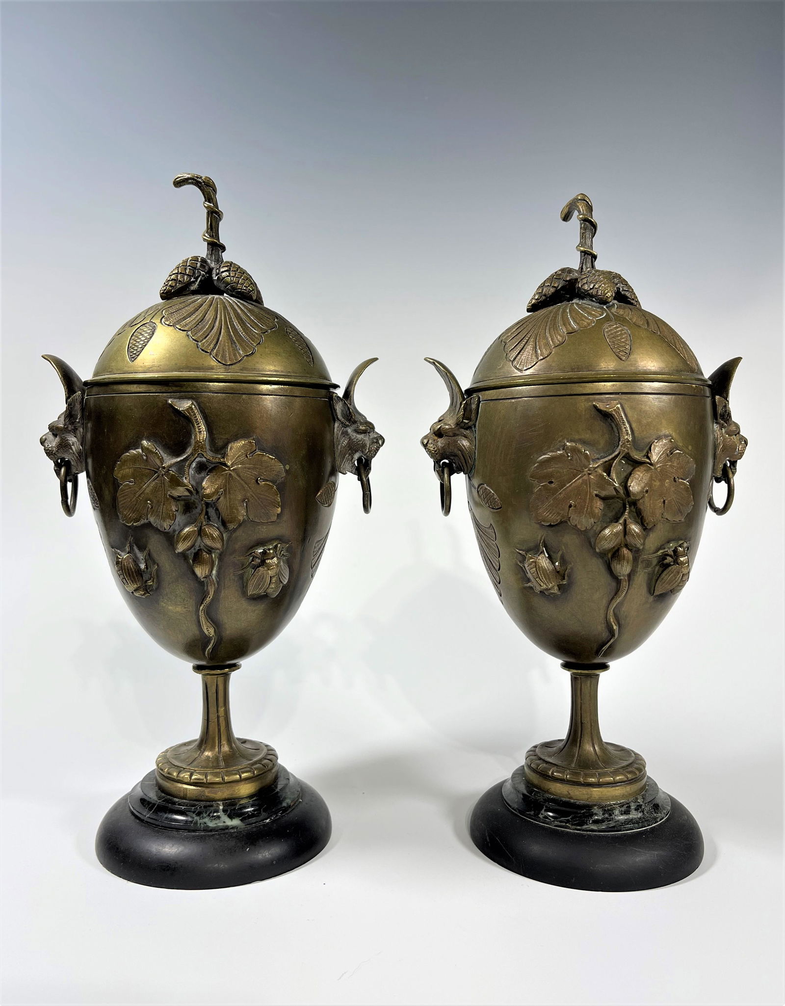 A PAIR OF 19TH/20TH CENTURY FRENCH CLODIAN STYLE BRONZE URNS (1 of 7)