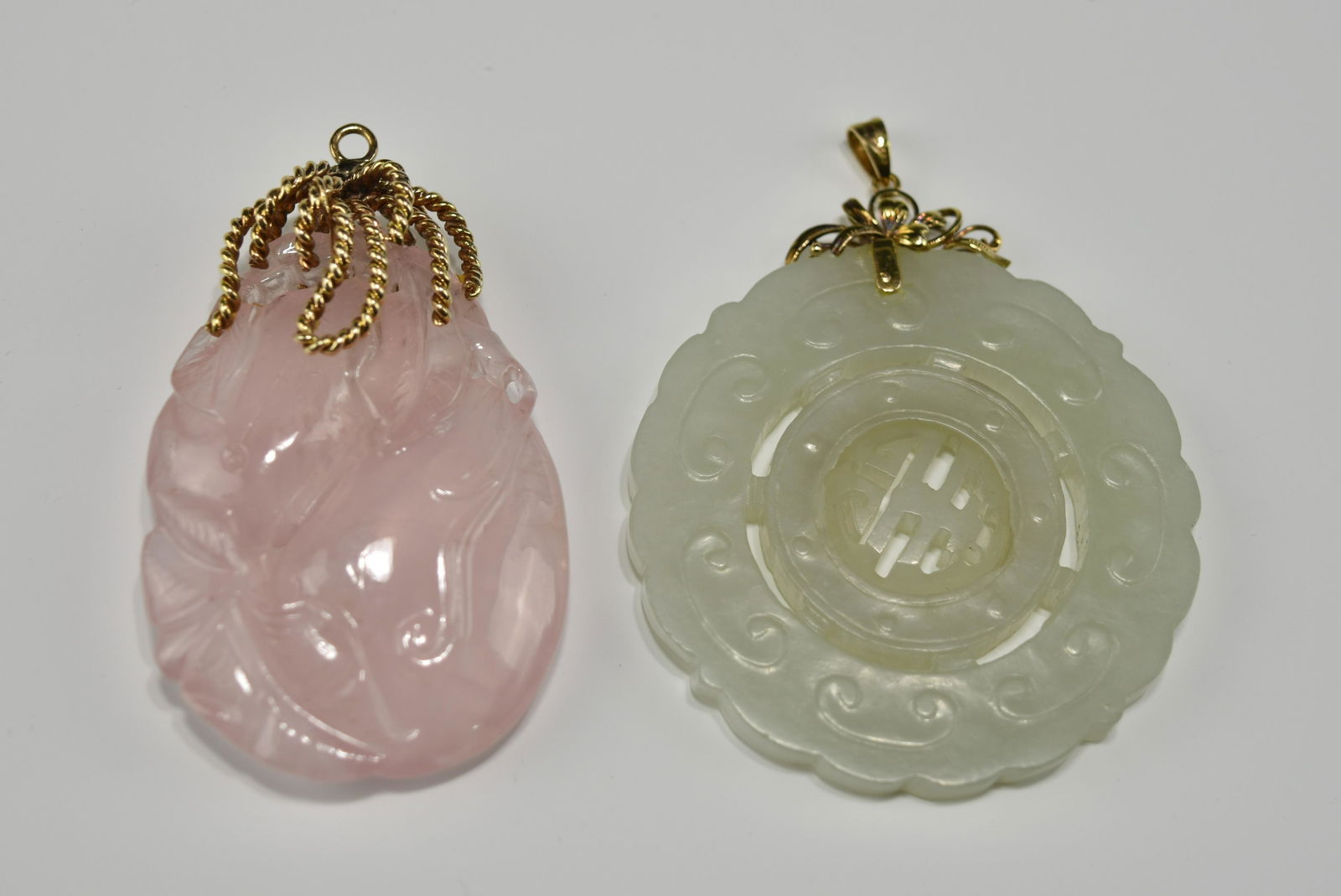 TWO VINTAGE CHINESE 14K AND GEMSTONE MEDALLION PENDANTS (1 of 17)