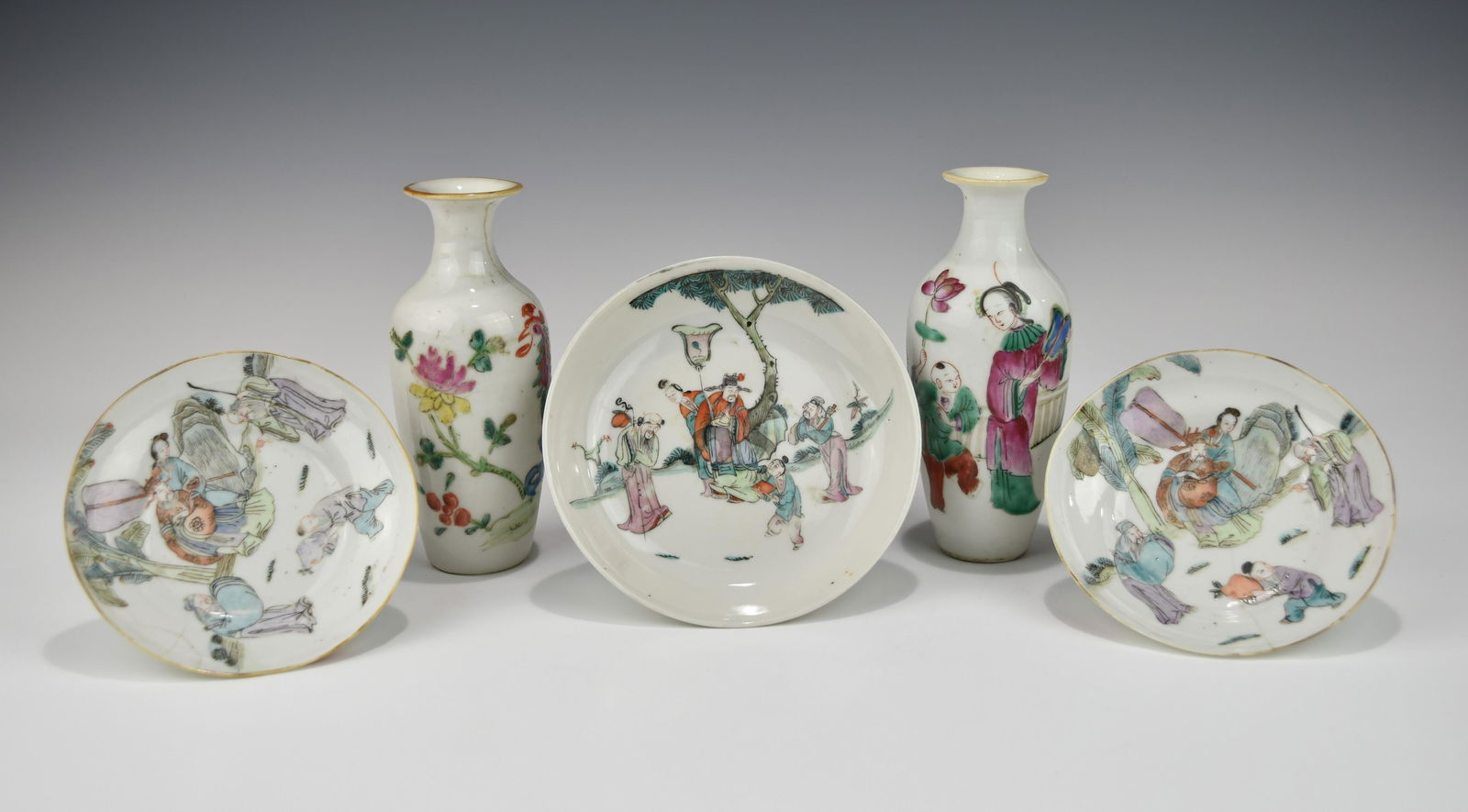 FIVE SMALL CHINESE LATE QING DYNASTY FAMILLE ROSE PORCELAIN  WARES (1 of 20)