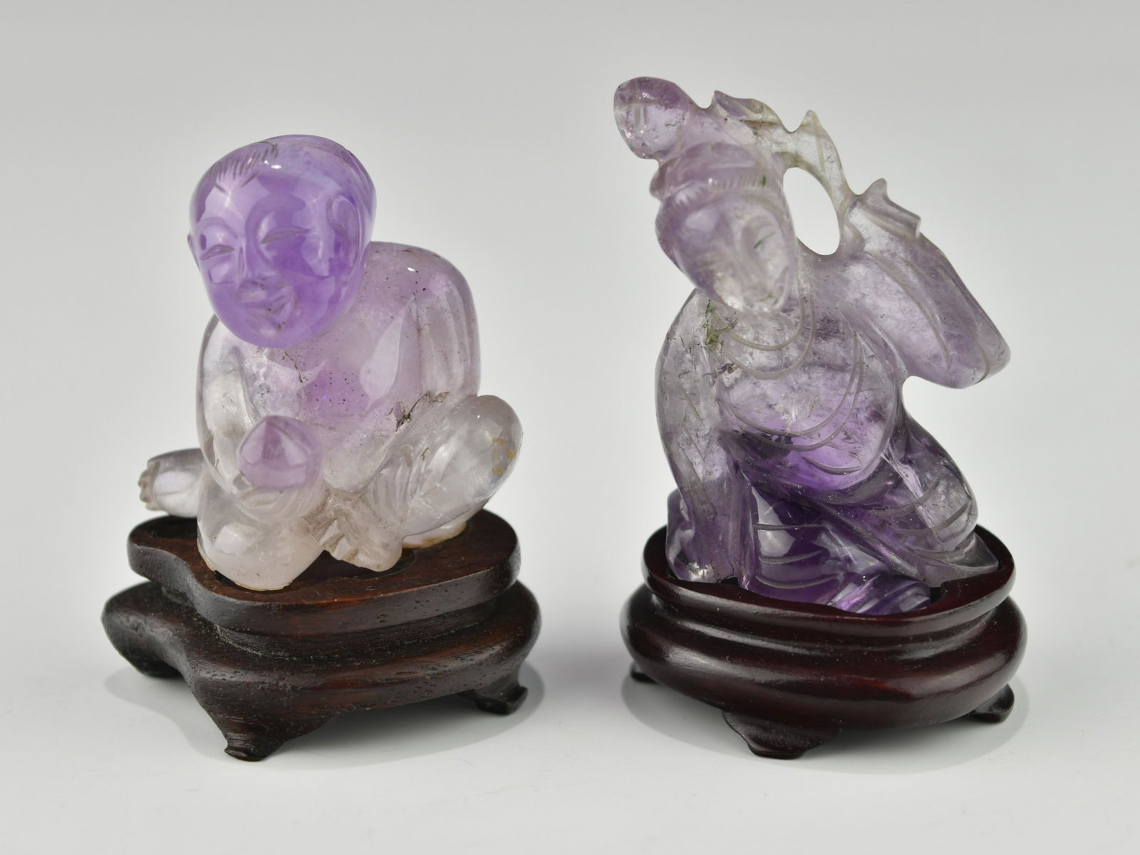TWO CHINESE QING DYNASTY AMETHYST QUARTZ FIGURINES (1 of 11)