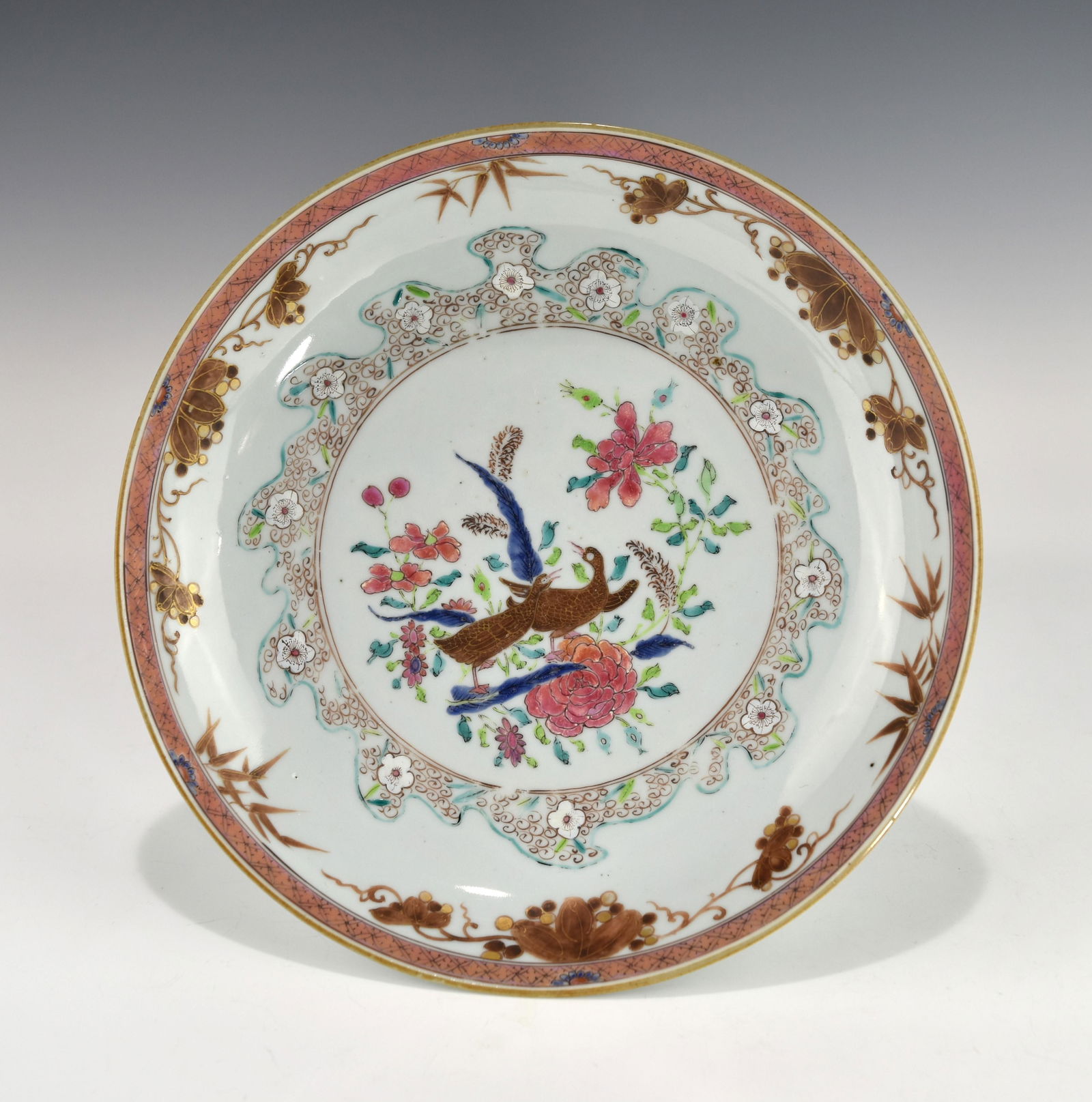A CHINESE YONGZHENG FAMILLE ROSE SHALLOW PORCELAIN  BOWL (1 of 14)
