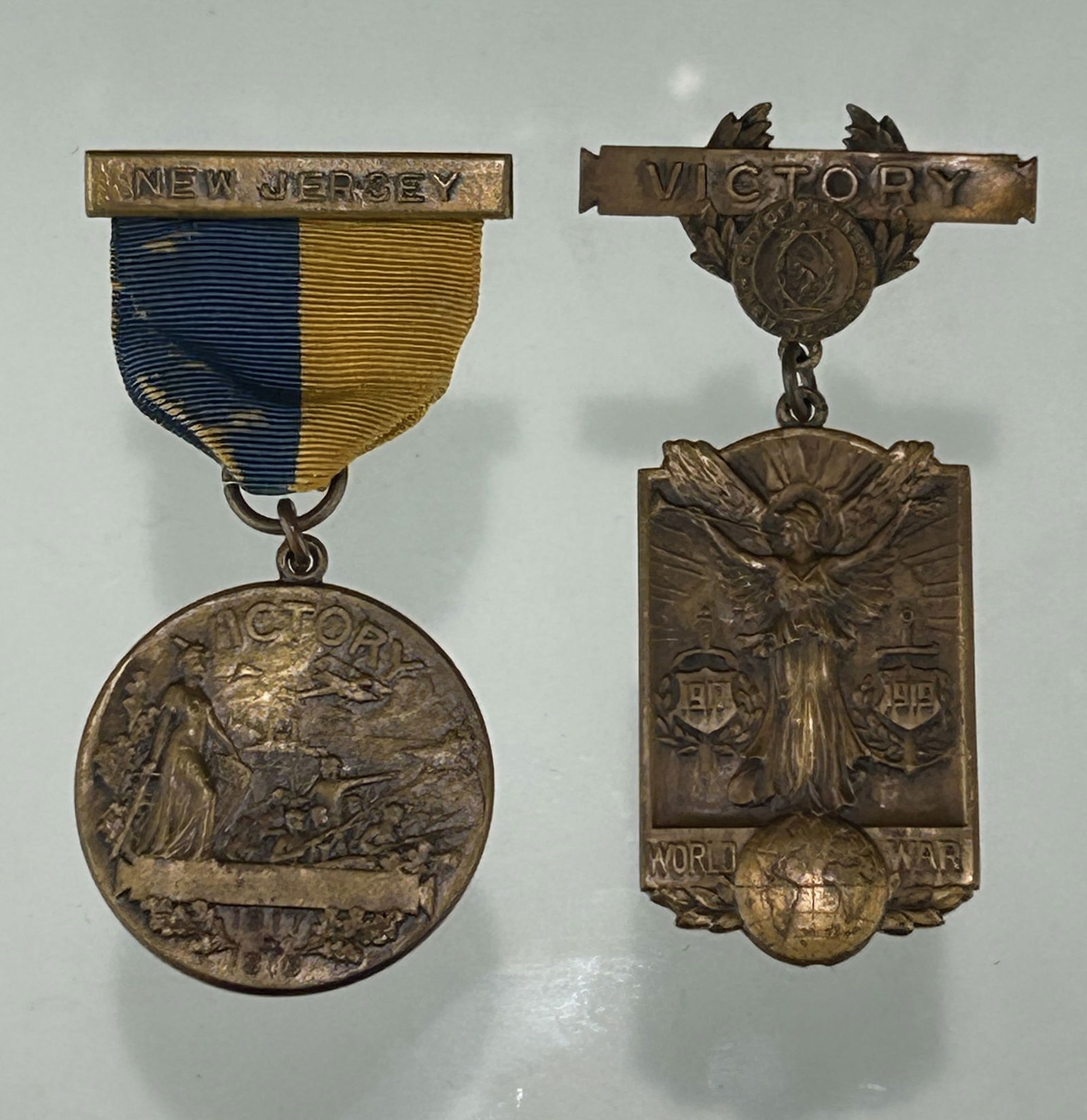 TWO NEW JERSEY WWI SERVICE VICTORY MEDALS (1 of 8)