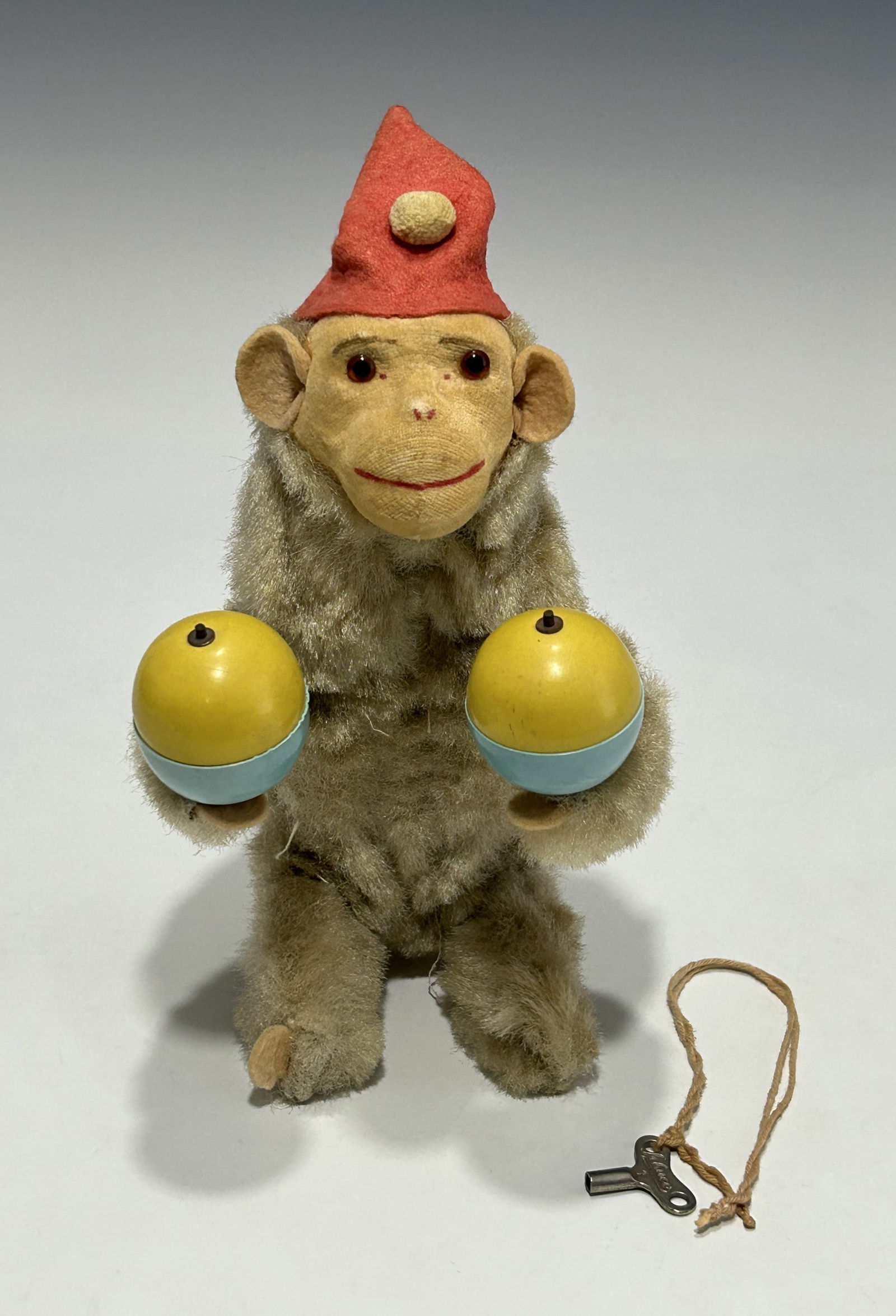 VINTAGE GERMAN MAR CARL MECHANICAL WINDUP MONKEY WITH MARACAS OR RUMBA BALLS (1 of 7)